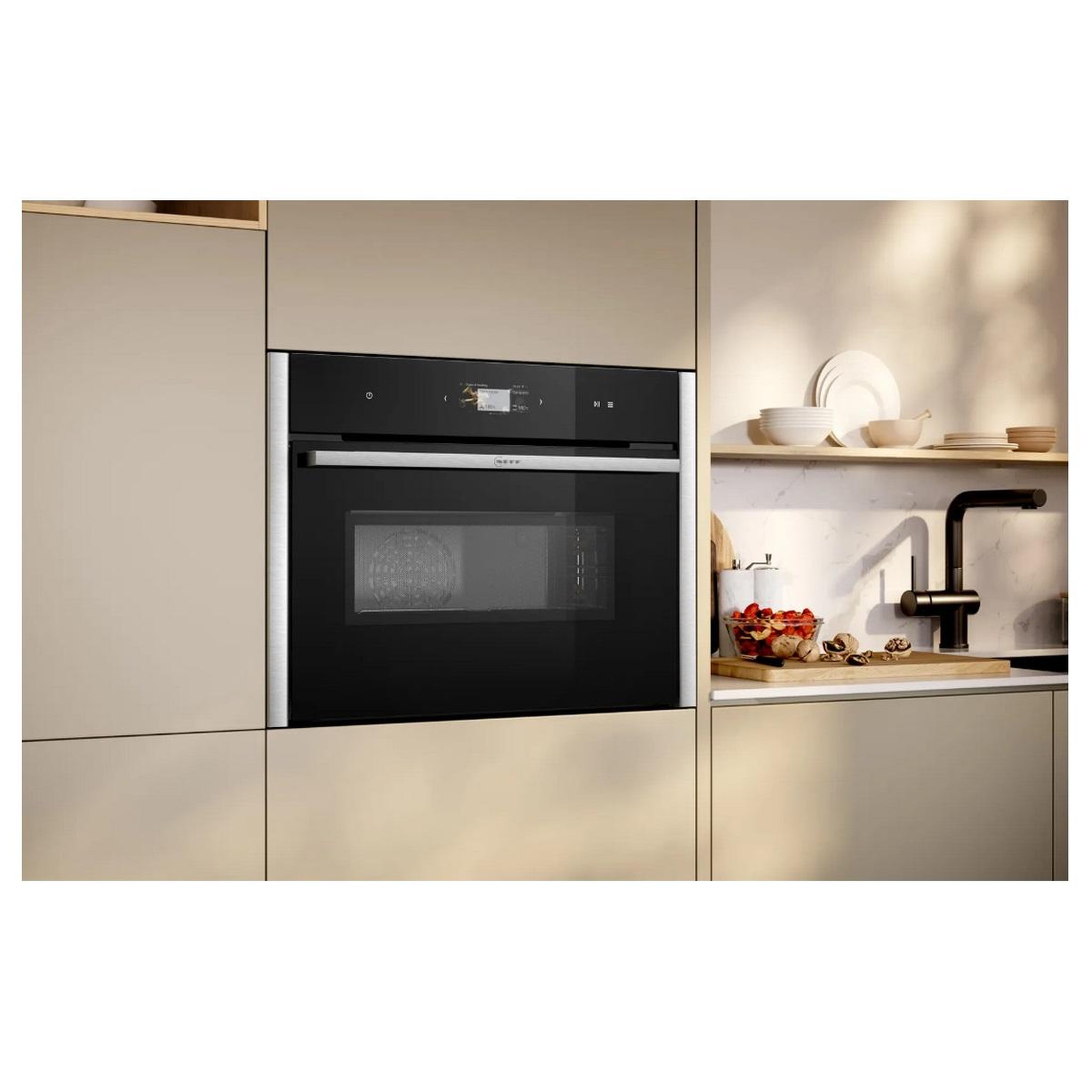 Voir la diapositive 3 : Neff Four combiné mo intégrable 45l inox - c24ms31n0
