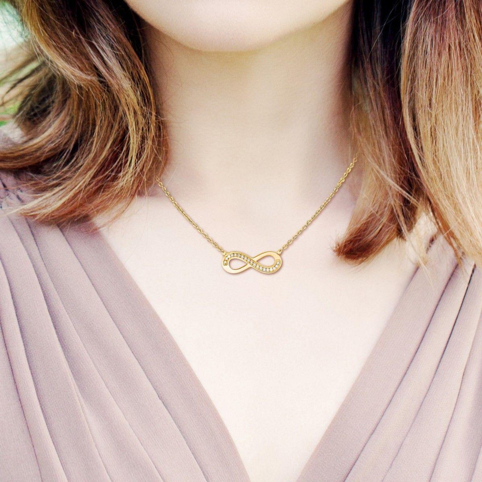 Voir la diapositive 2 : SC BOHEME Collier infini SC Bohème orné de Cristaux scintillants en Acier Finement doré