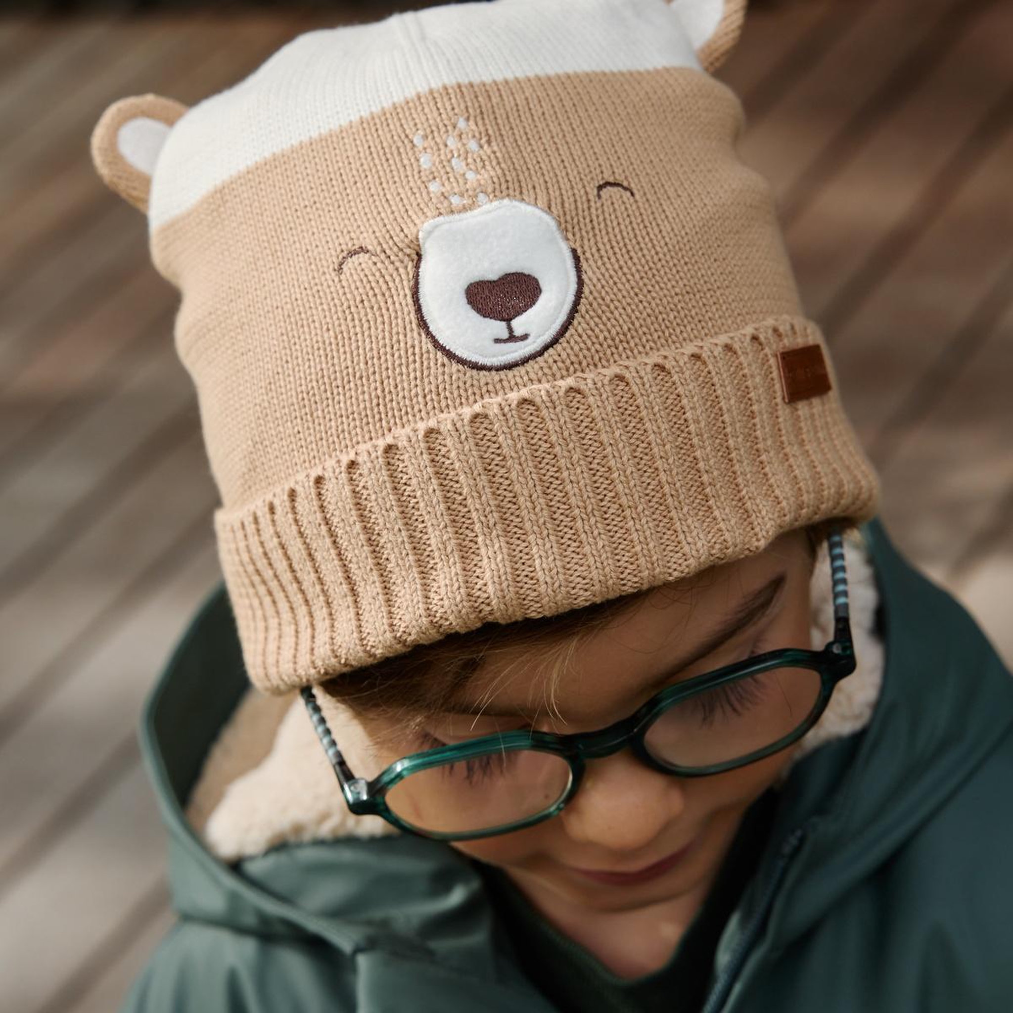 Voir la diapositive 4 : PETIT BEGUIN Bonnet bébé et moufles en tricot Moka