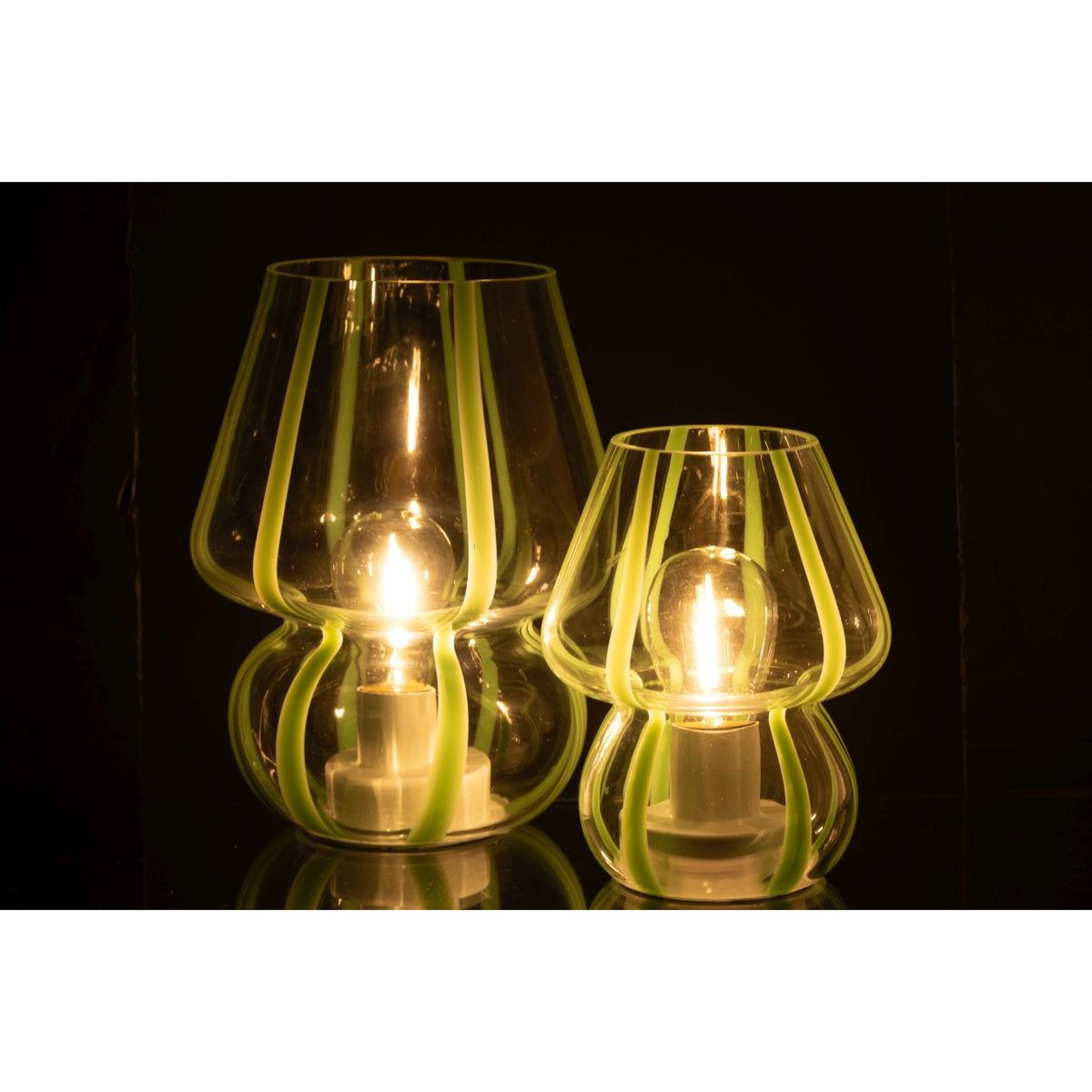 Voir la diapositive 5 : J-LINE Lampe à poser rayures en verre  ophelie  15cm vert