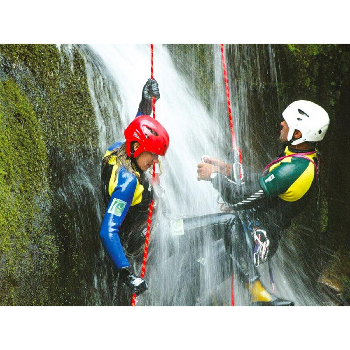 Smartbox Activité sensationnelle aquatique en solo ou en groupe - Coffret Cadeau Sport & Aventure