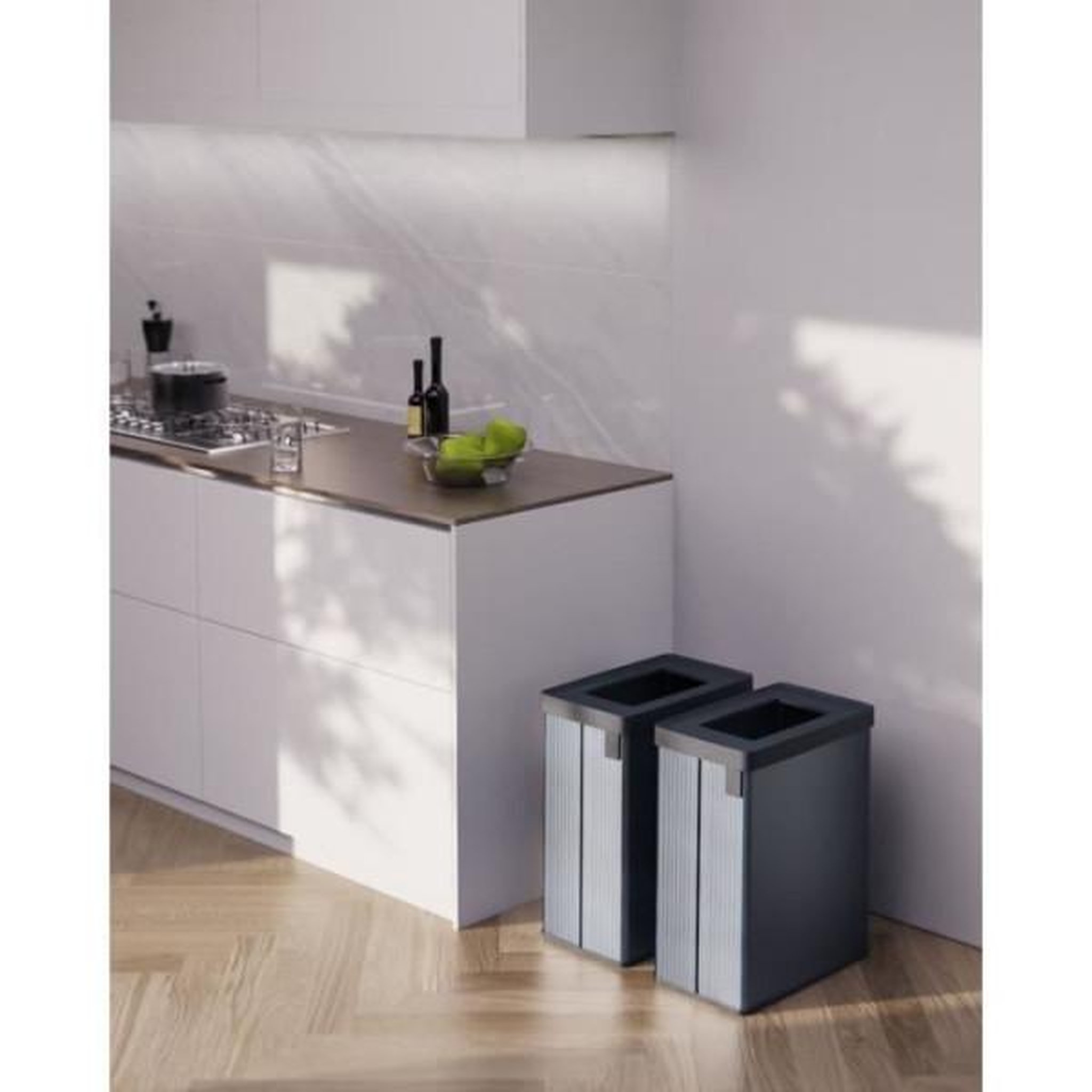Voir la diapositive 2 : CURVER Poubelle de tri - VERTO - CURVER - 54 L - Gris perle