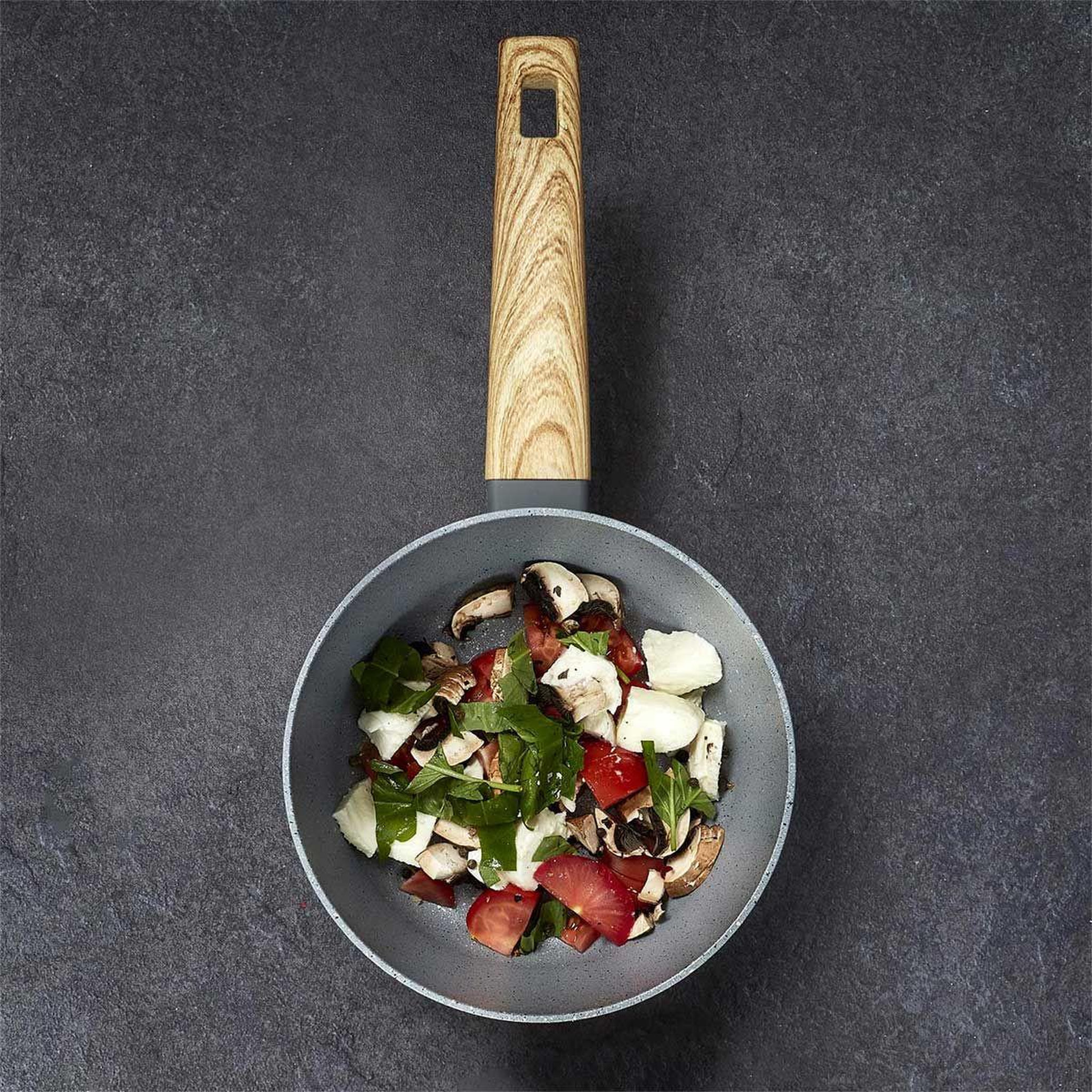 Voir la diapositive 2 : COOK CONCEPT Casserole aluminium  forgé  18cm gris