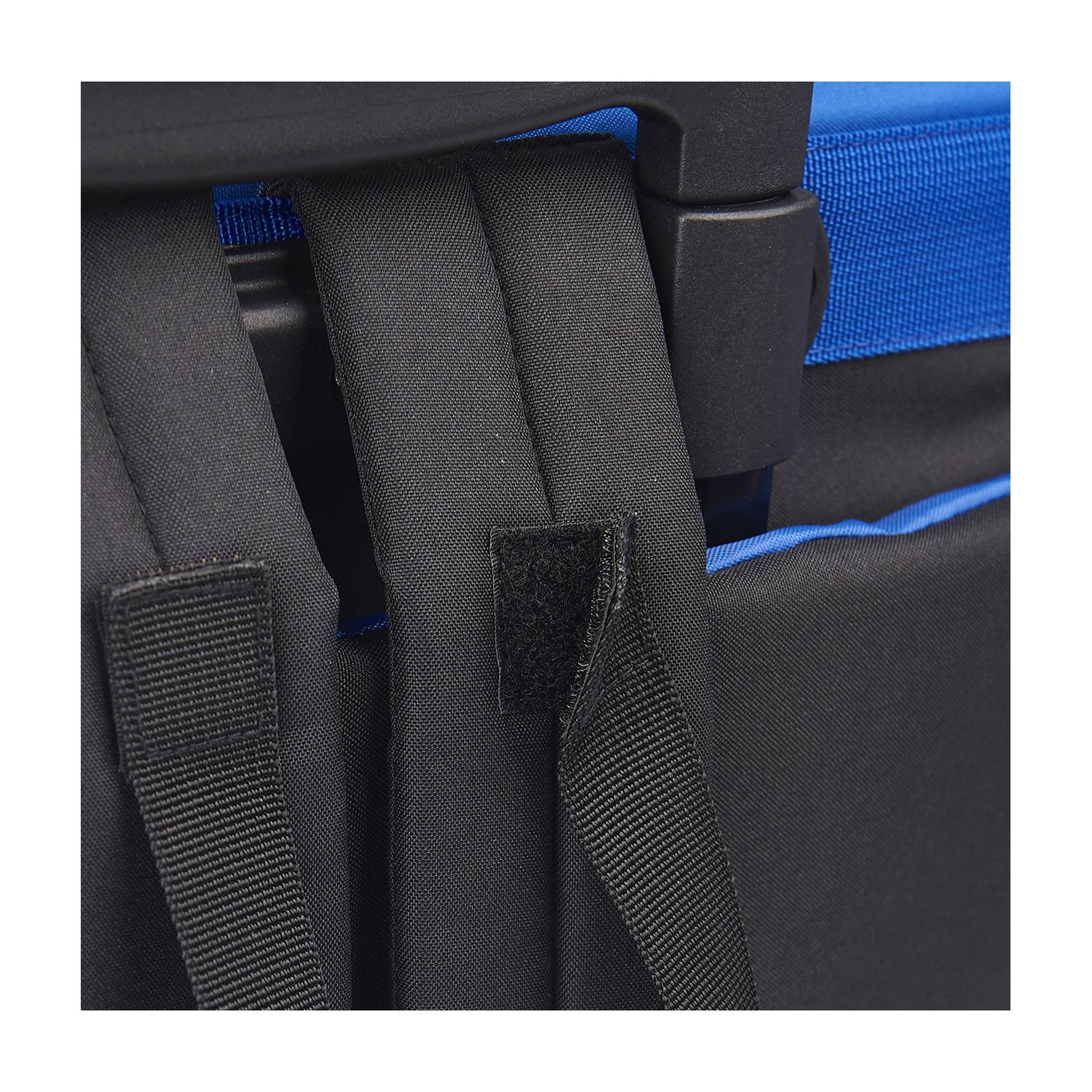 Voir la diapositive 6 : AUCHAN Cartable à roulettes 41 cm CM1/CM2 bleu rouge et noir avec breloque ACTIVE GAMER