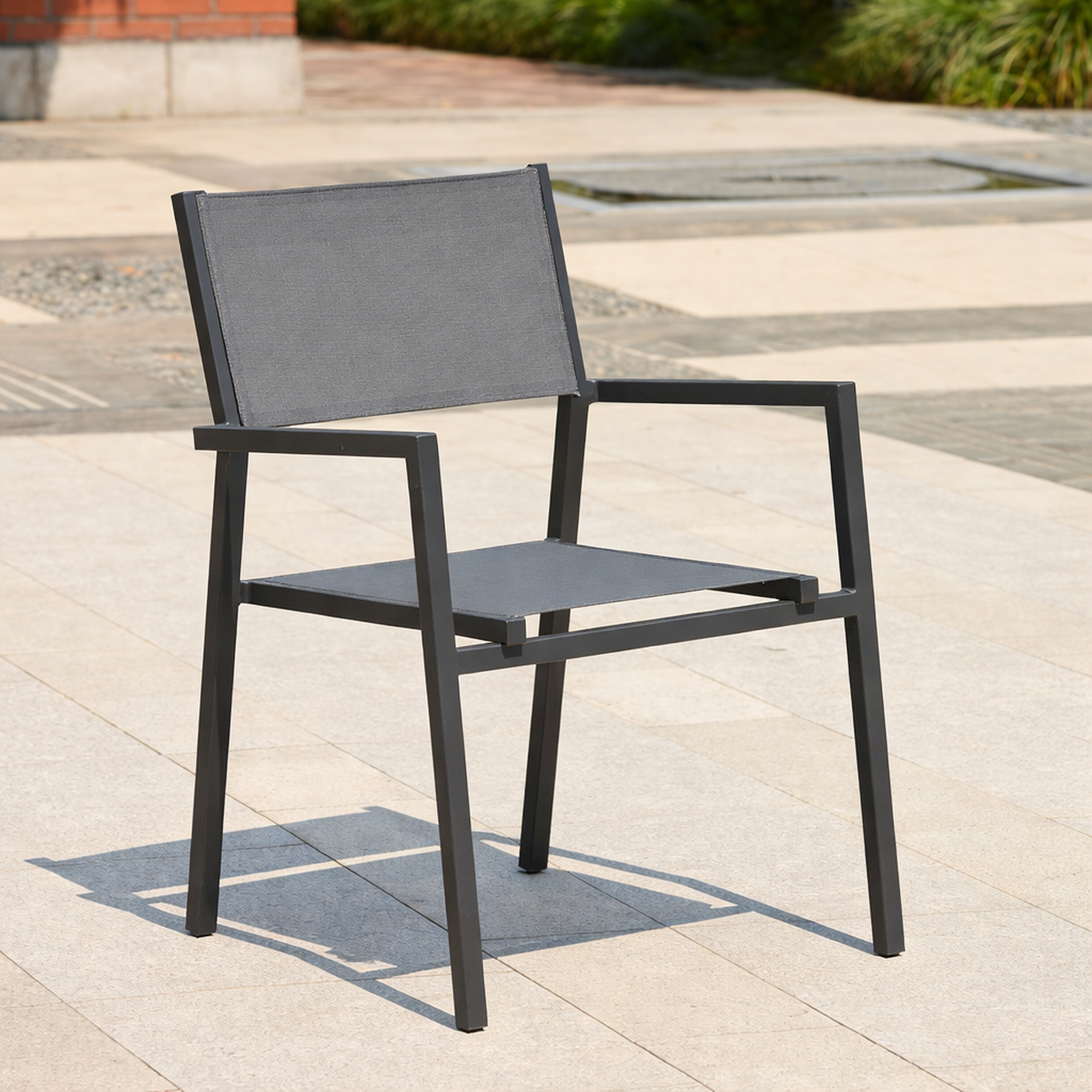 Voir la diapositive 2 : CONCEPT USINE Chaises empilables - lot de 6 LAE