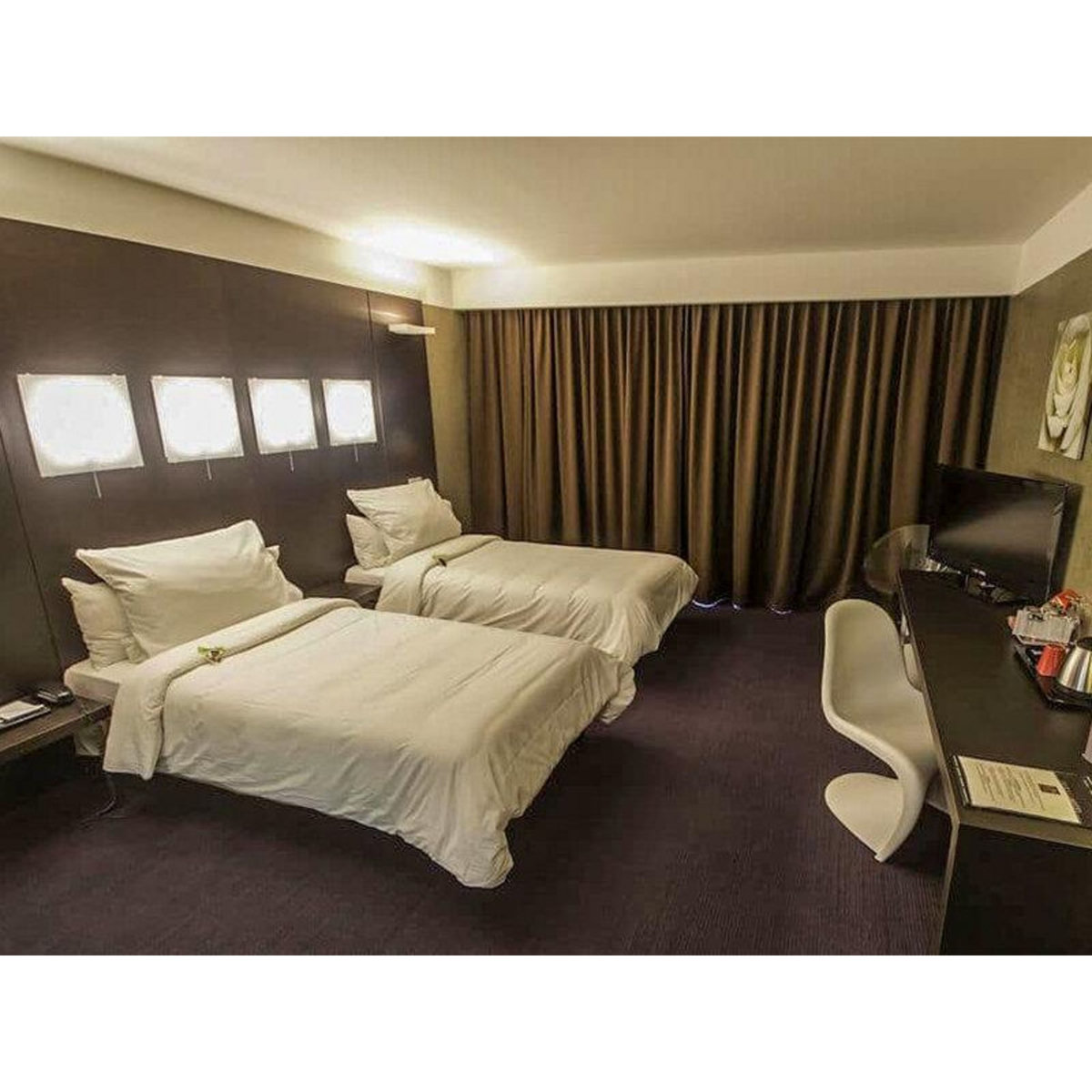 Smartbox 2 jours de luxe avec dîner dans un hôtel 4* au cœur du centre-ville de Tarbes - Coffret Cadeau Séjour