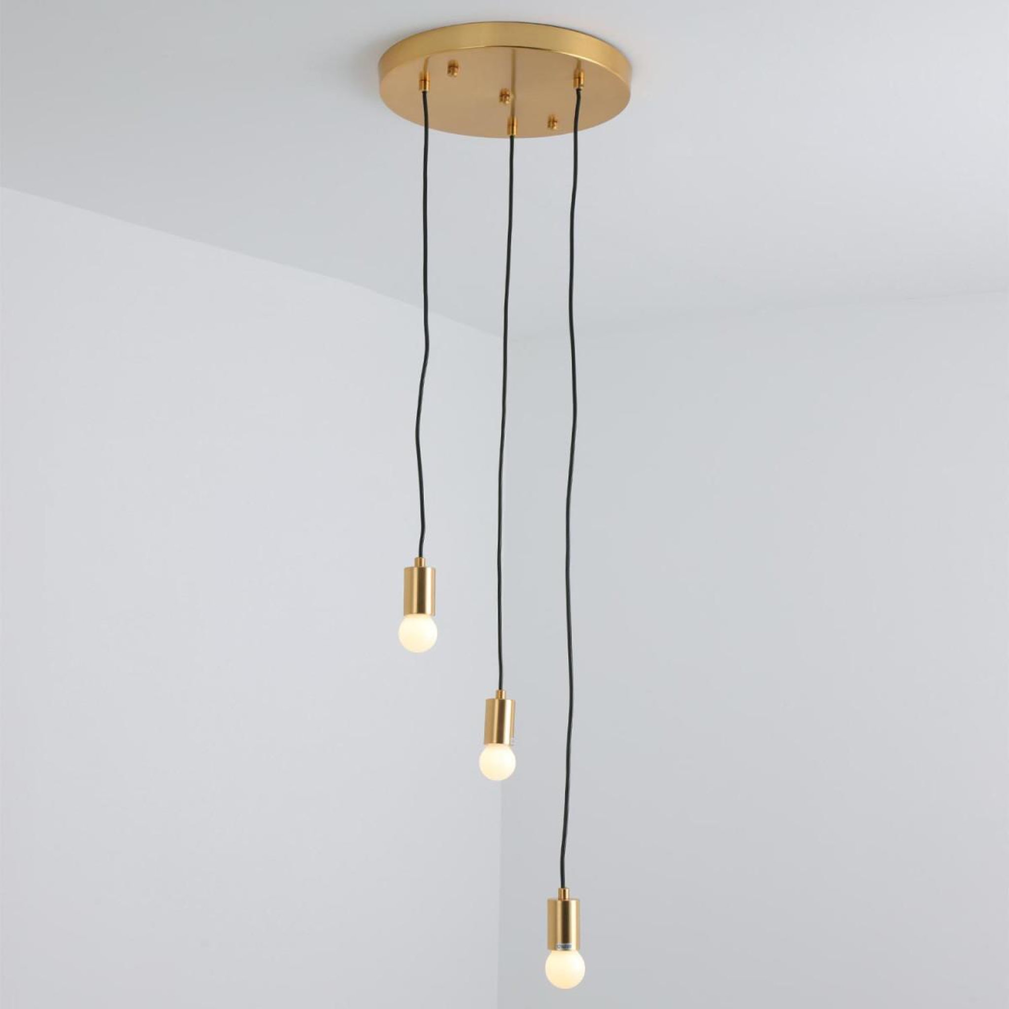Voir la diapositive 3 : Paris Prix Suspension Design en Métal  Pladon  120cm Or