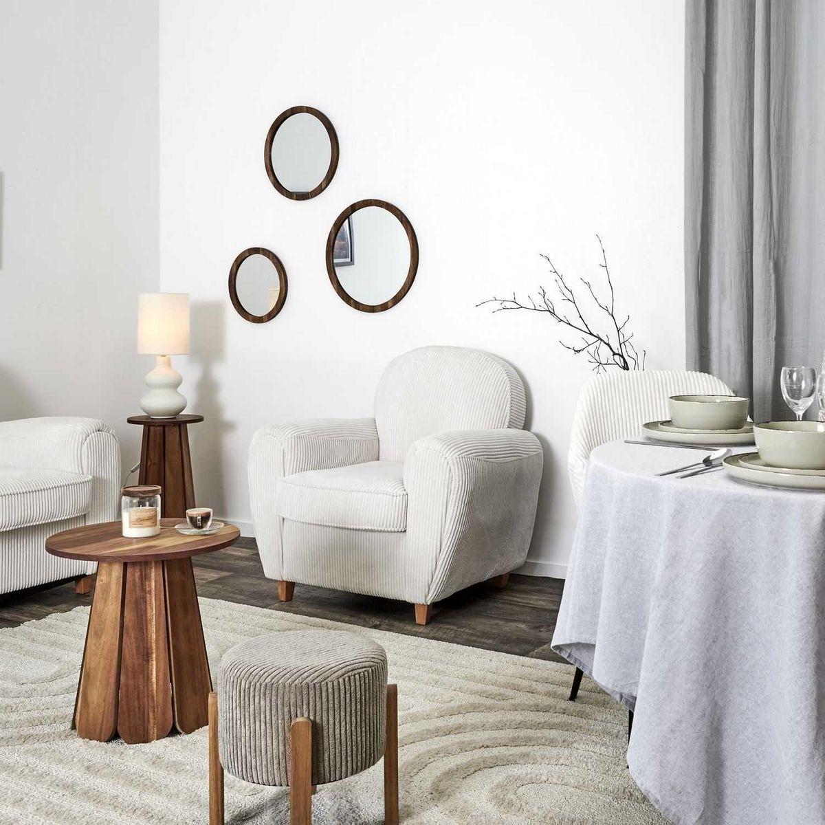 The Home Deco Factory Fauteuil club en tissu côtelé Drammen - Beige