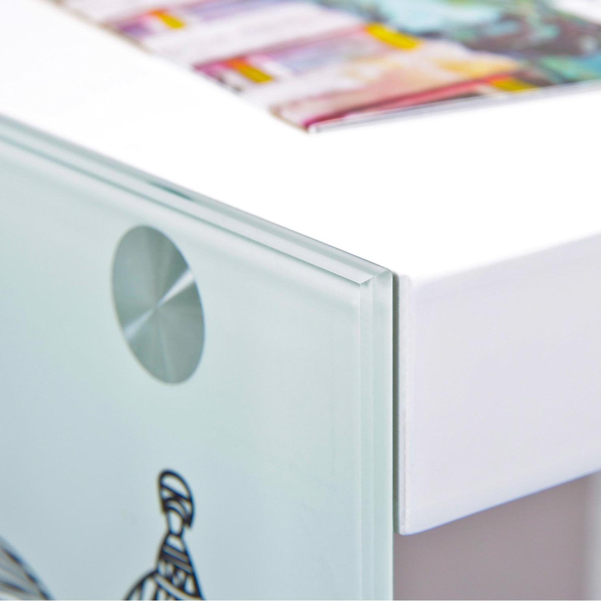 Voir la diapositive 3 : INTERLINK Table d'appoint LONDONCUBE