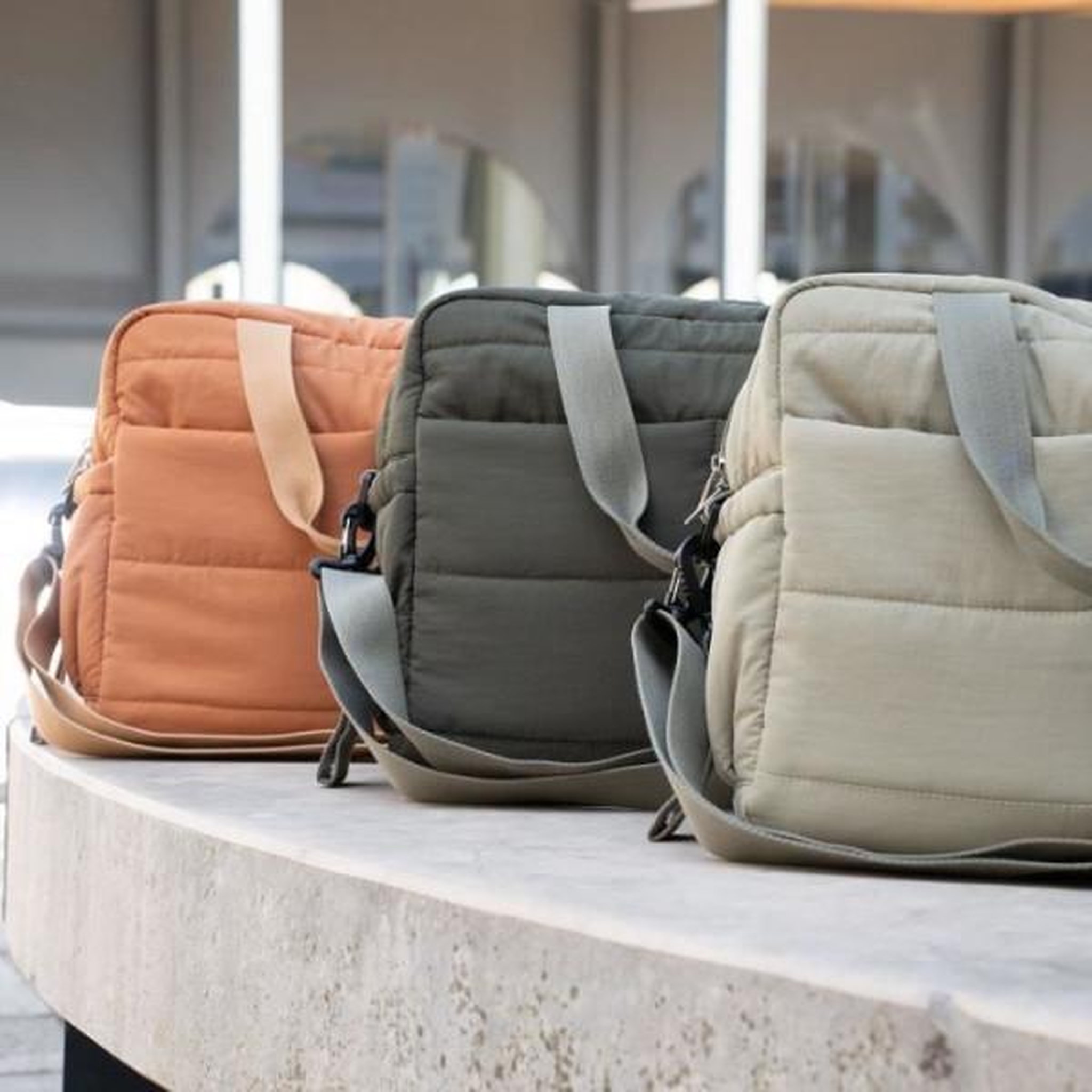 Voir la diapositive 3 : THERMOBABY Sac a langer - THERMOBABY - PLUMEA - Ocre
