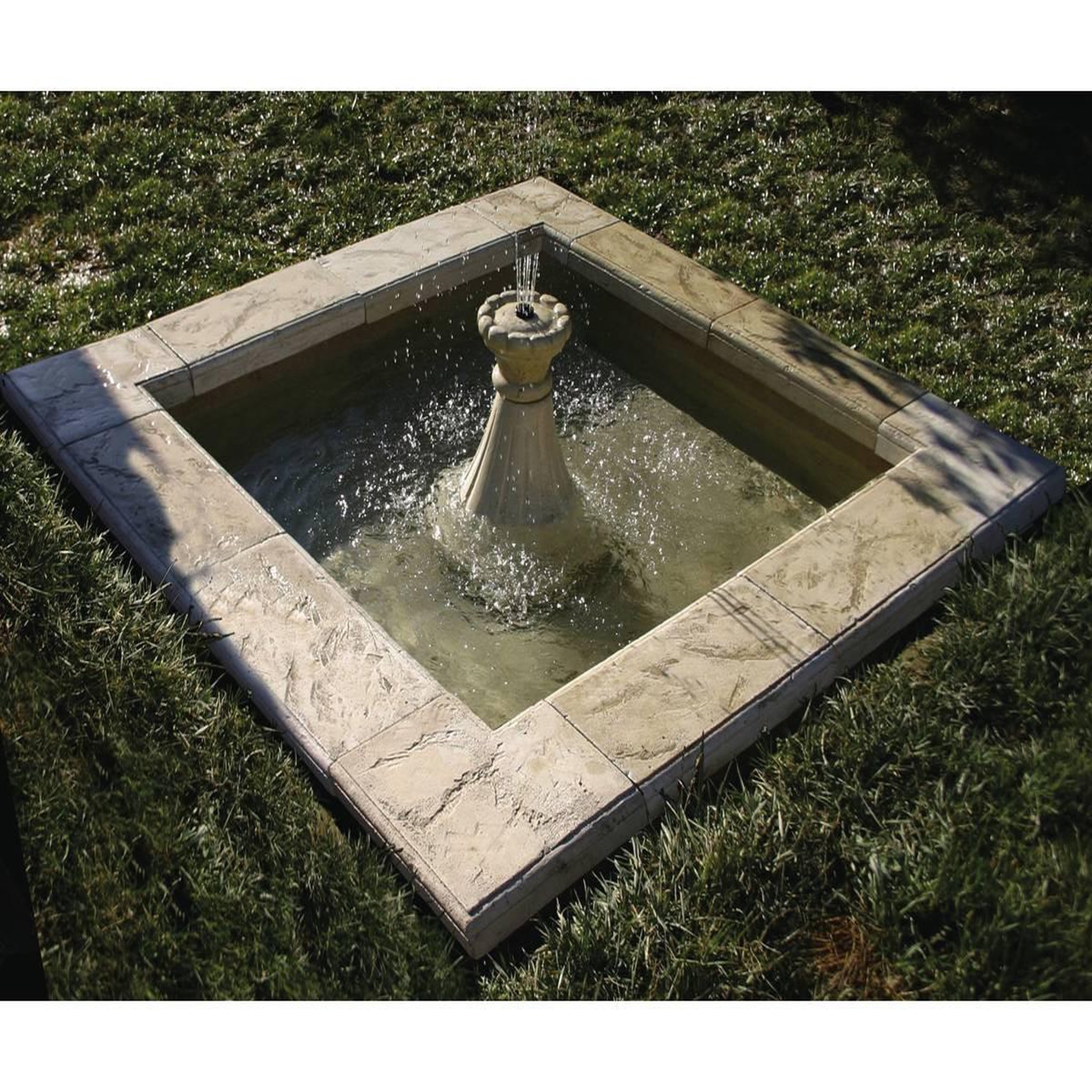 Voir la diapositive 2 : Habitat et Jardin Bassin carré  Eden  - 170 x 170 cm