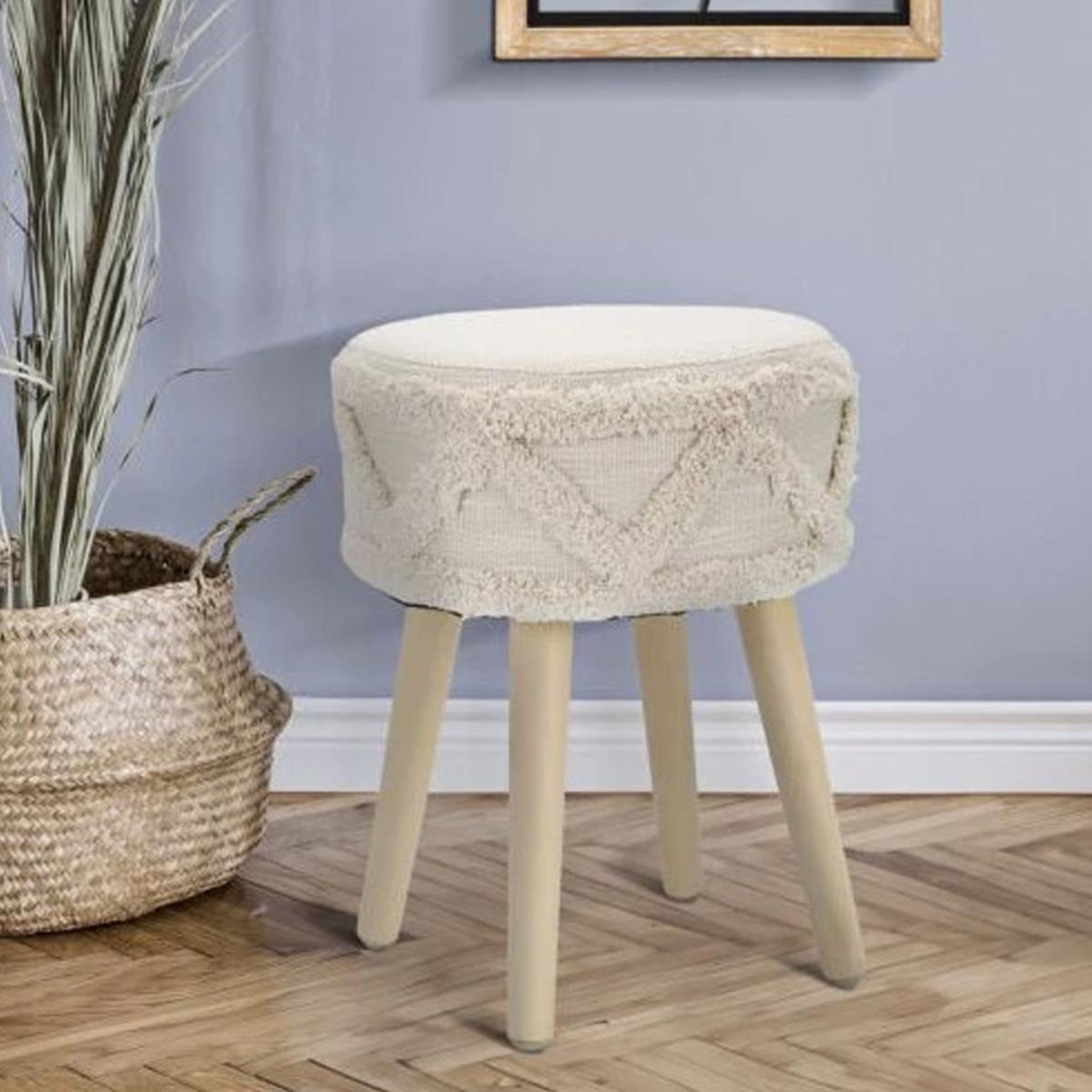 Voir la diapositive 6 : Paris Prix Tabouret effet tufté  damasco  41cm beige