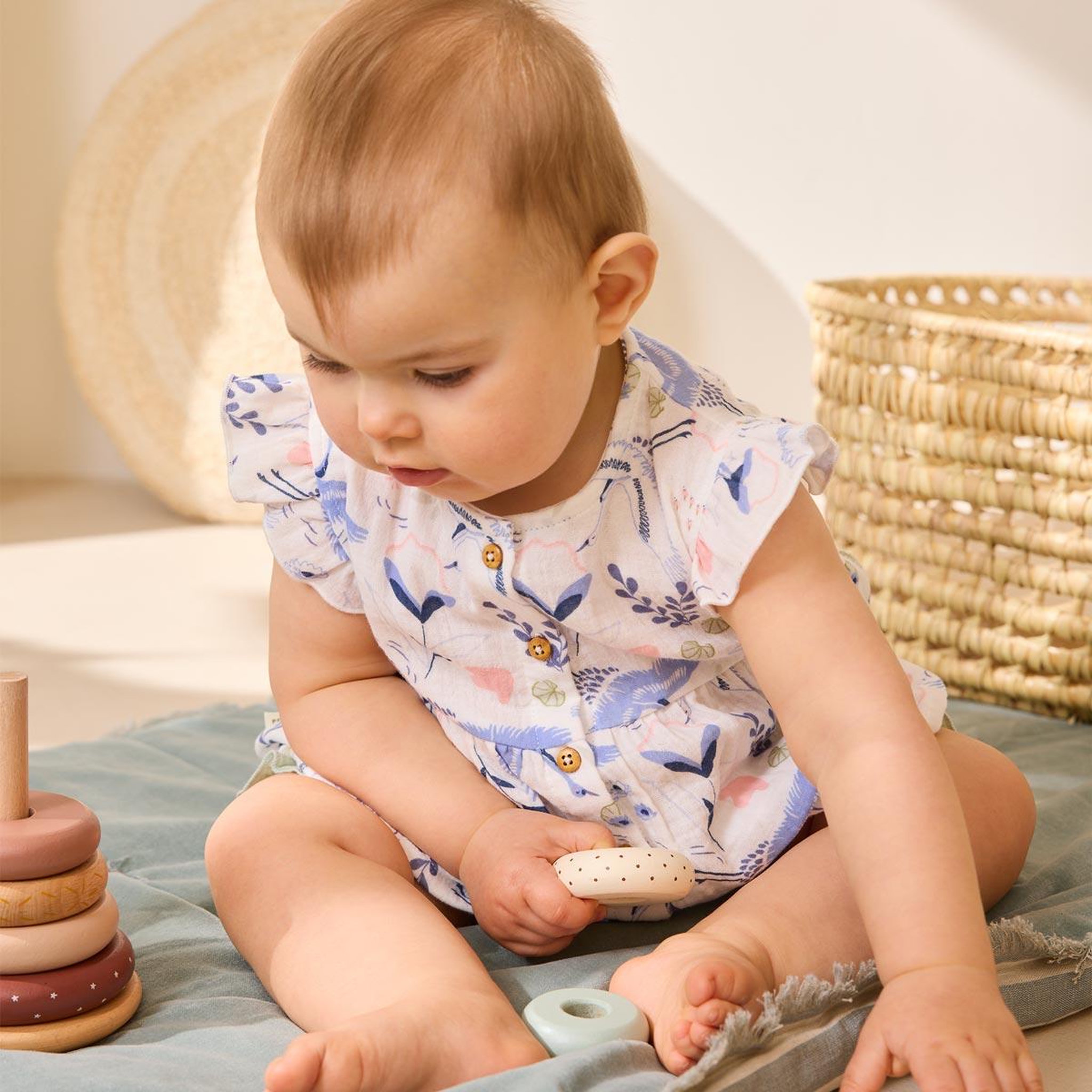 Voir la diapositive 5 : PETIT BEGUIN Blouse bébé en gaze de coton tiana