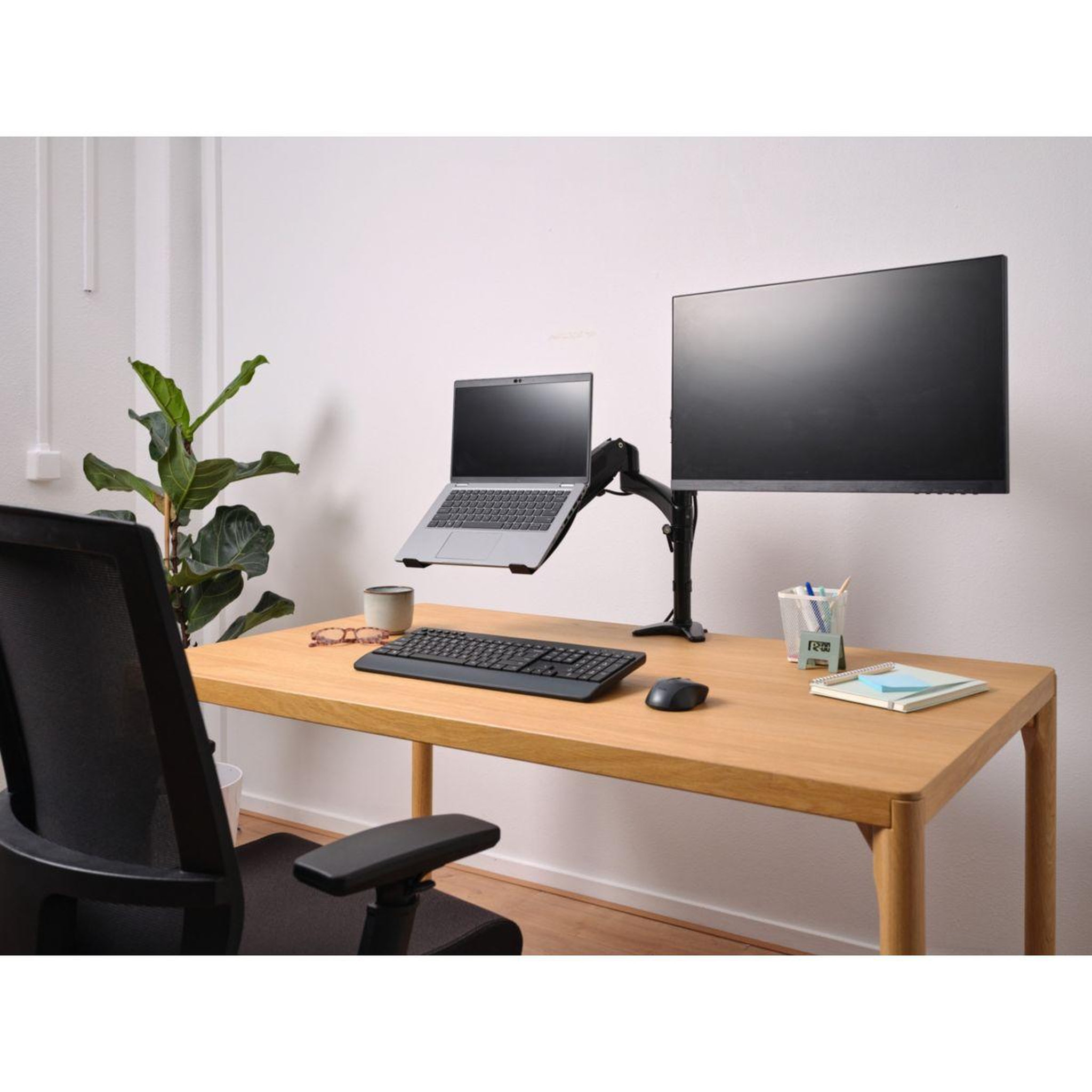 Voir la diapositive 5 : Trust Support écran moniteur et ordinateur portable MARA