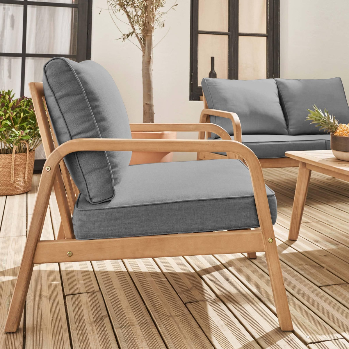 SWEEEK Salon de jardin en bois, 4 places CARNOTA