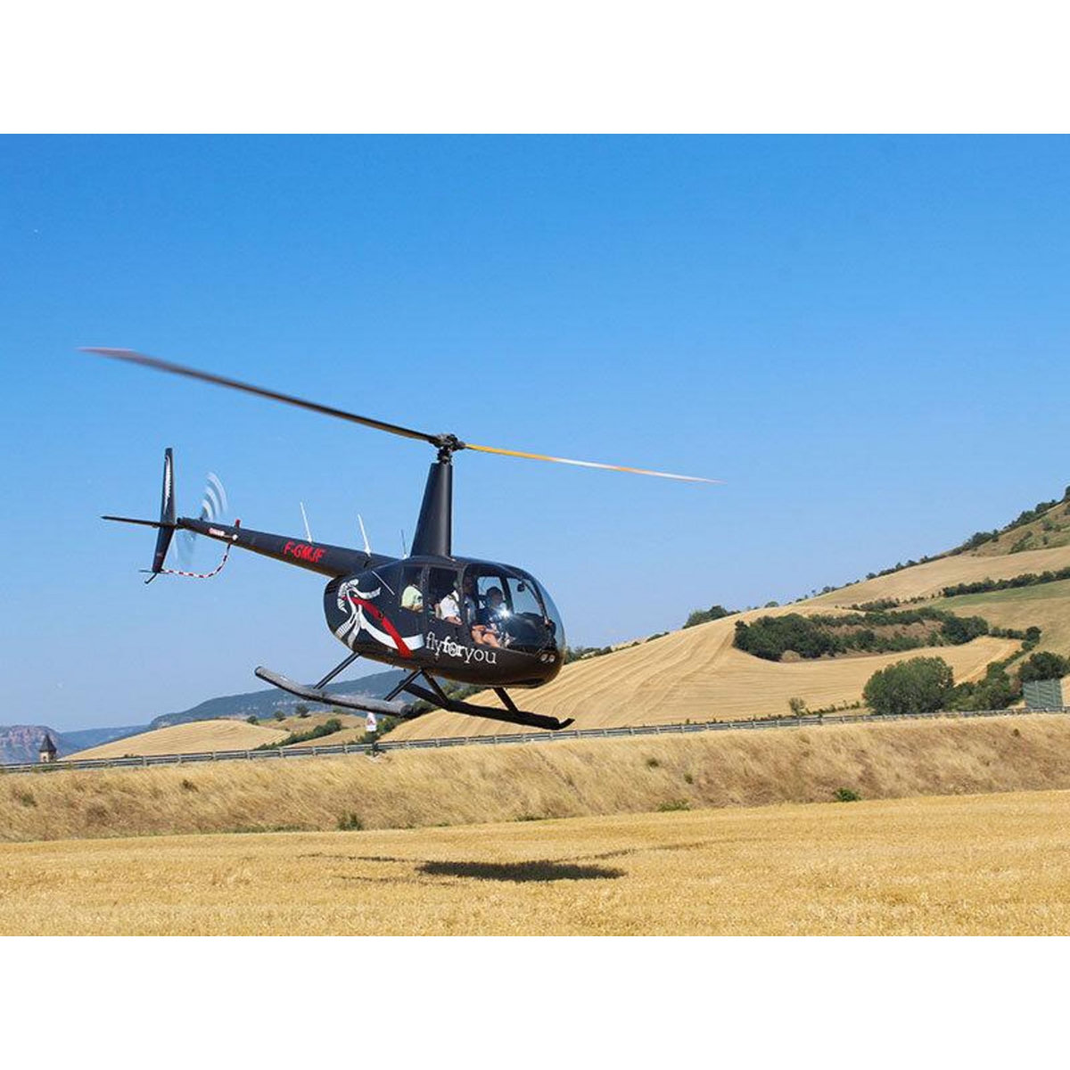 Smartbox Vol en hélicoptère de 20 min pour 2 au-dessus d'Hyères - Coffret Cadeau Sport & Aventure