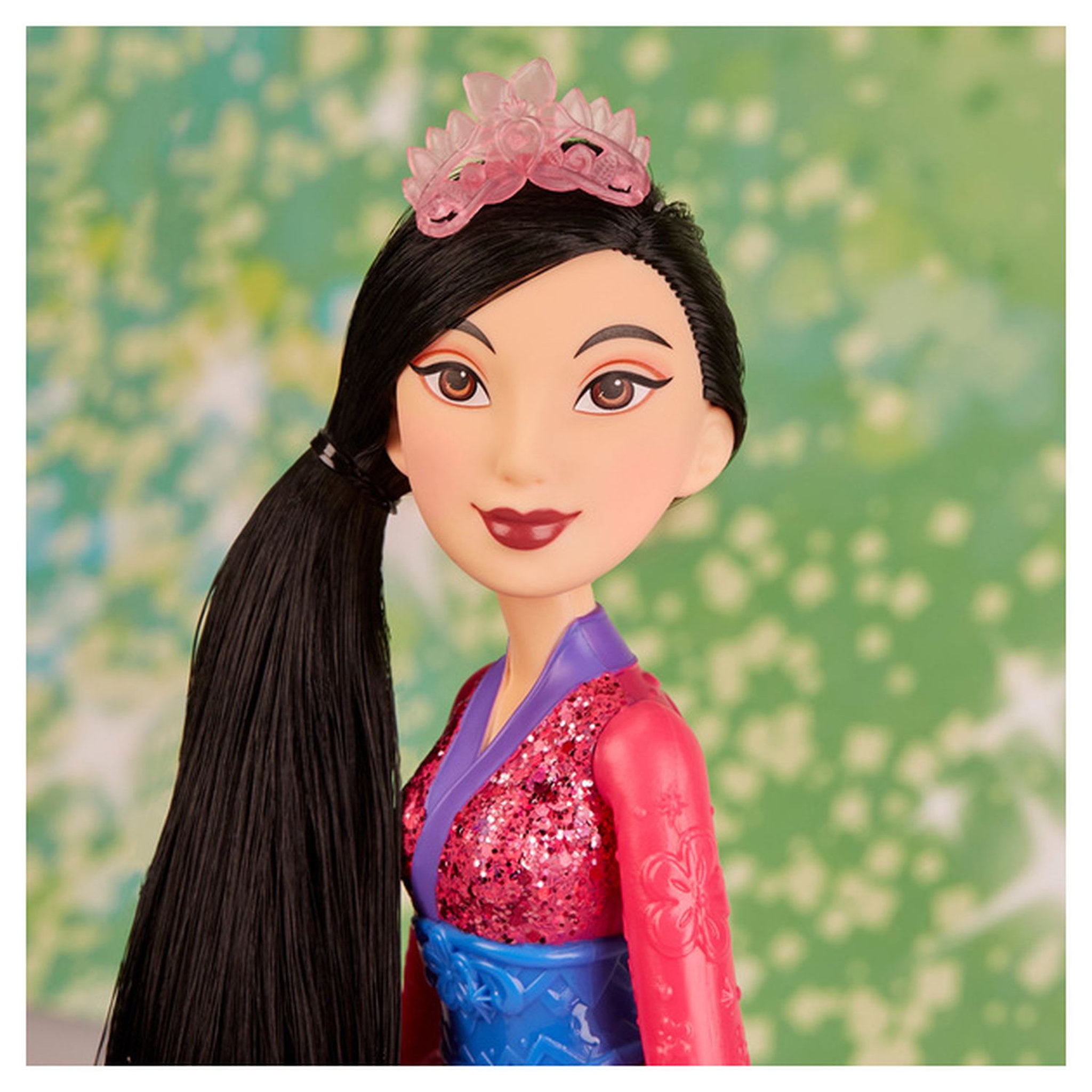 Voir la diapositive 3 : HASBRO Disney Princesses Poussière d'étoiles poupée Mulan