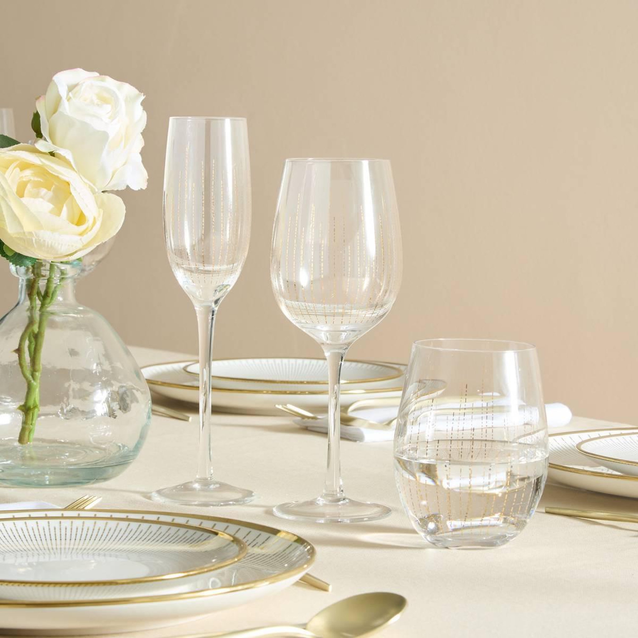 Voir la diapositive 3 : SECRET DE GOURMET Lot de 4 verres à vin  lunis  38cl doré
