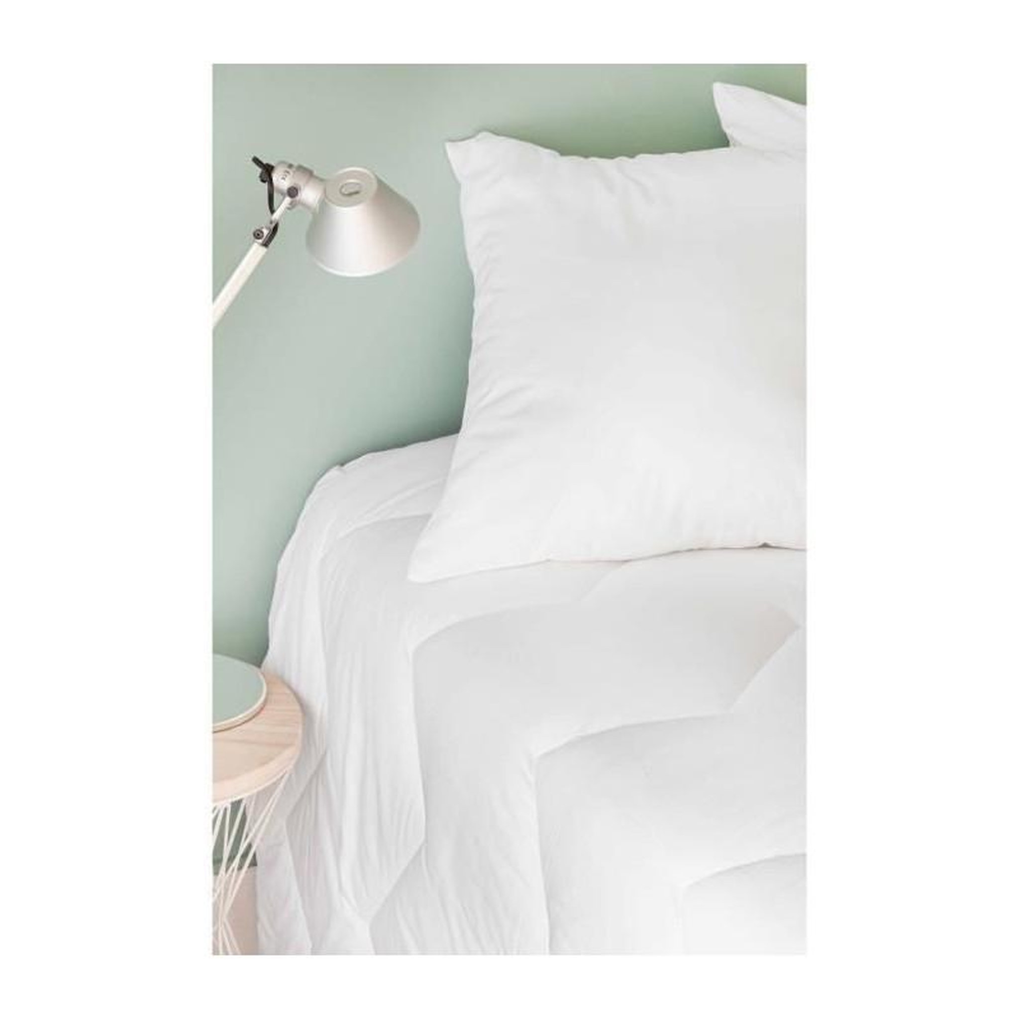 Voir la diapositive 3 : Toison d'or TOISON D'OR - Couette Bamboo tempérée (300g/m²) - 240x260cm - Chaleur tempérée - Viscose de bambou - 2 personnes - Blanc