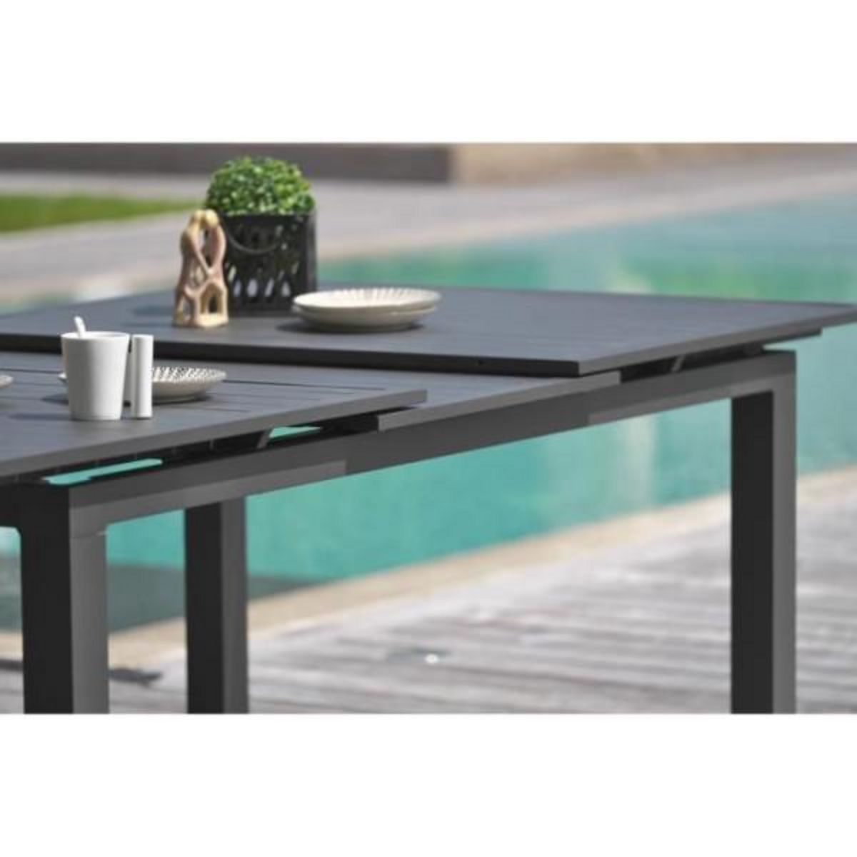 DCB GARDEN Table de jardin rectangulaire extensible - Gris anthracite - Aluminium - 12 personnes - 240/300 x 100 cm - MIAMI - DCB GARDEN
