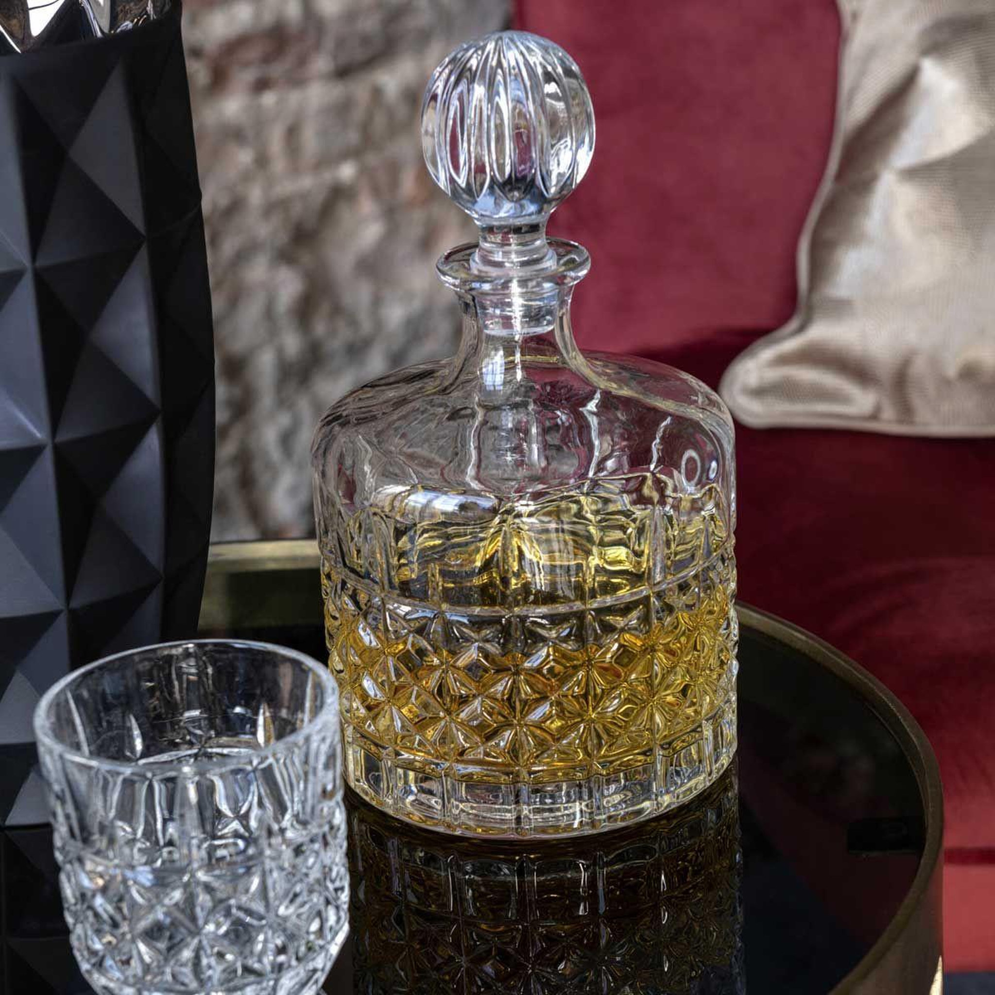 Voir la diapositive 2 : J-LINE Carafe en verre design  lone  1l transparent
