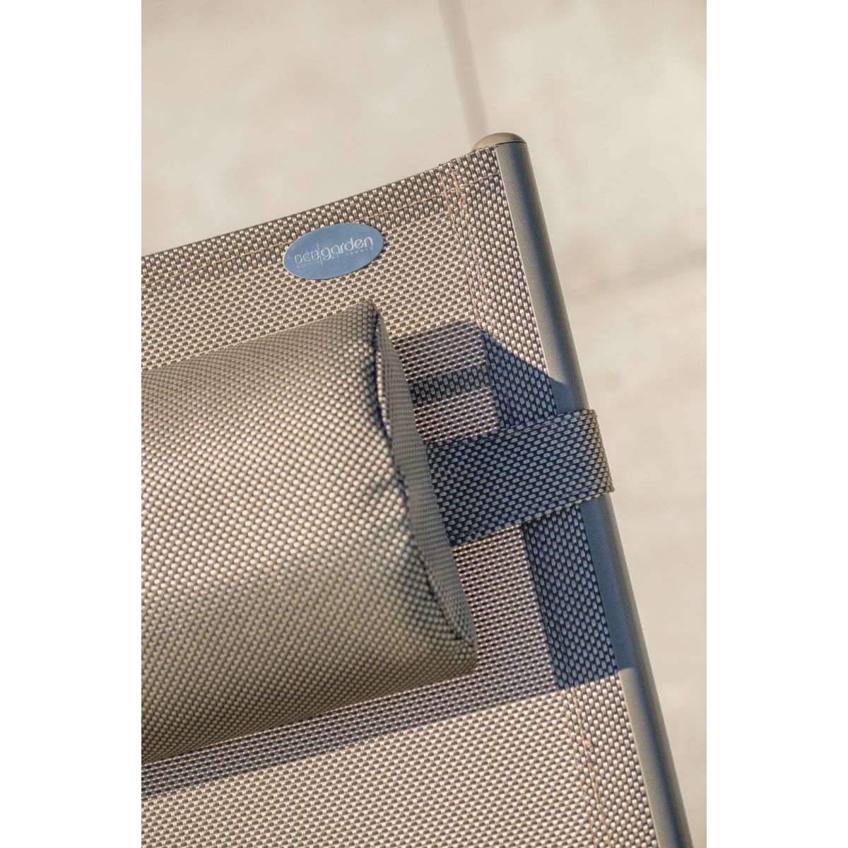 DCB GARDEN Lot de 2 bains de soleil - Aluminium et textilène - Cappuccino