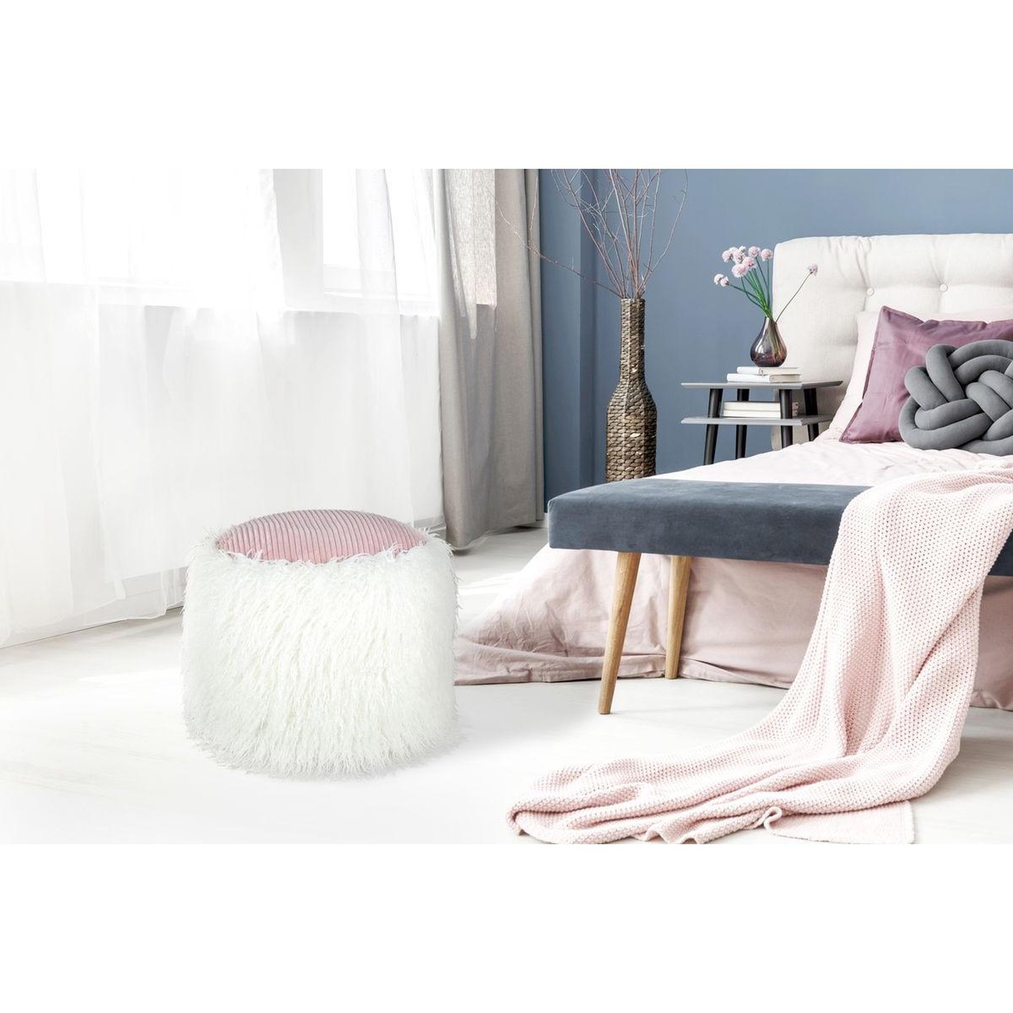 Voir la diapositive 3 : Paris Prix Pouf rond imitation fourrure  bobtail  45cm blanc
