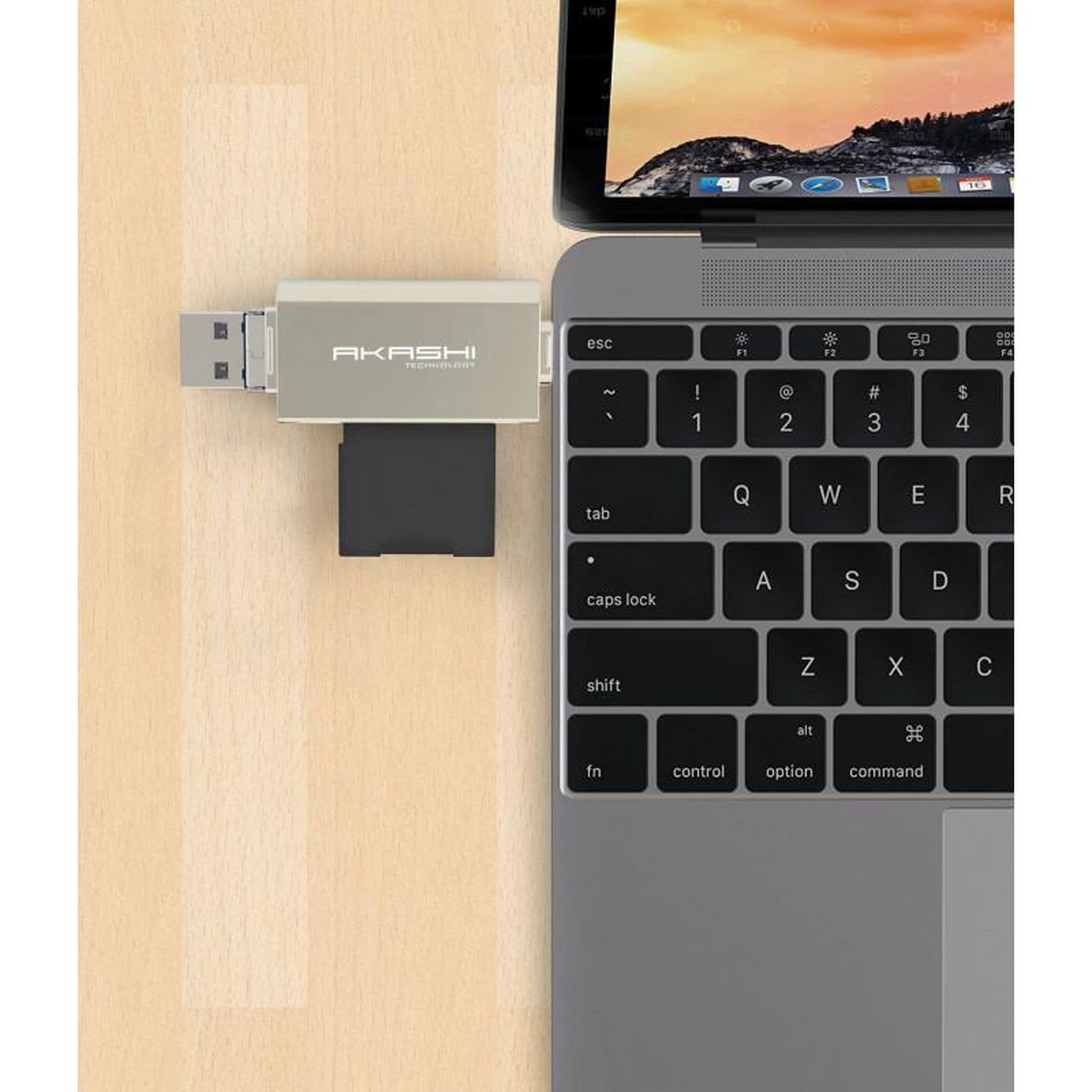 Voir la diapositive 5 : Akashi Lecteur carte SD / Micro SD 3 en 1 AKASHI ALTSDREADER 3 IN 1