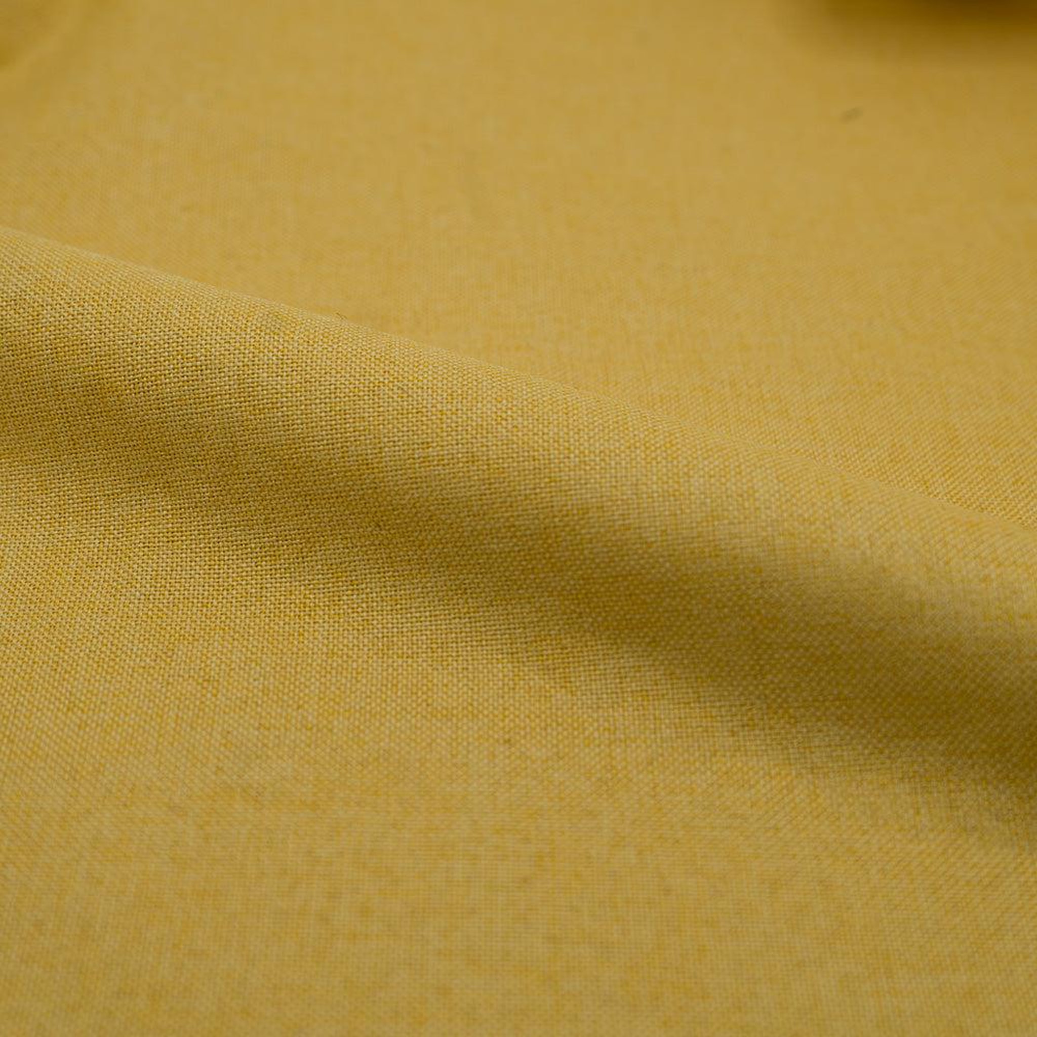 Voir la diapositive 3 : MAISON PAVANE Lot de 2 chaises en tissu jaune et pieds en métal-cozy