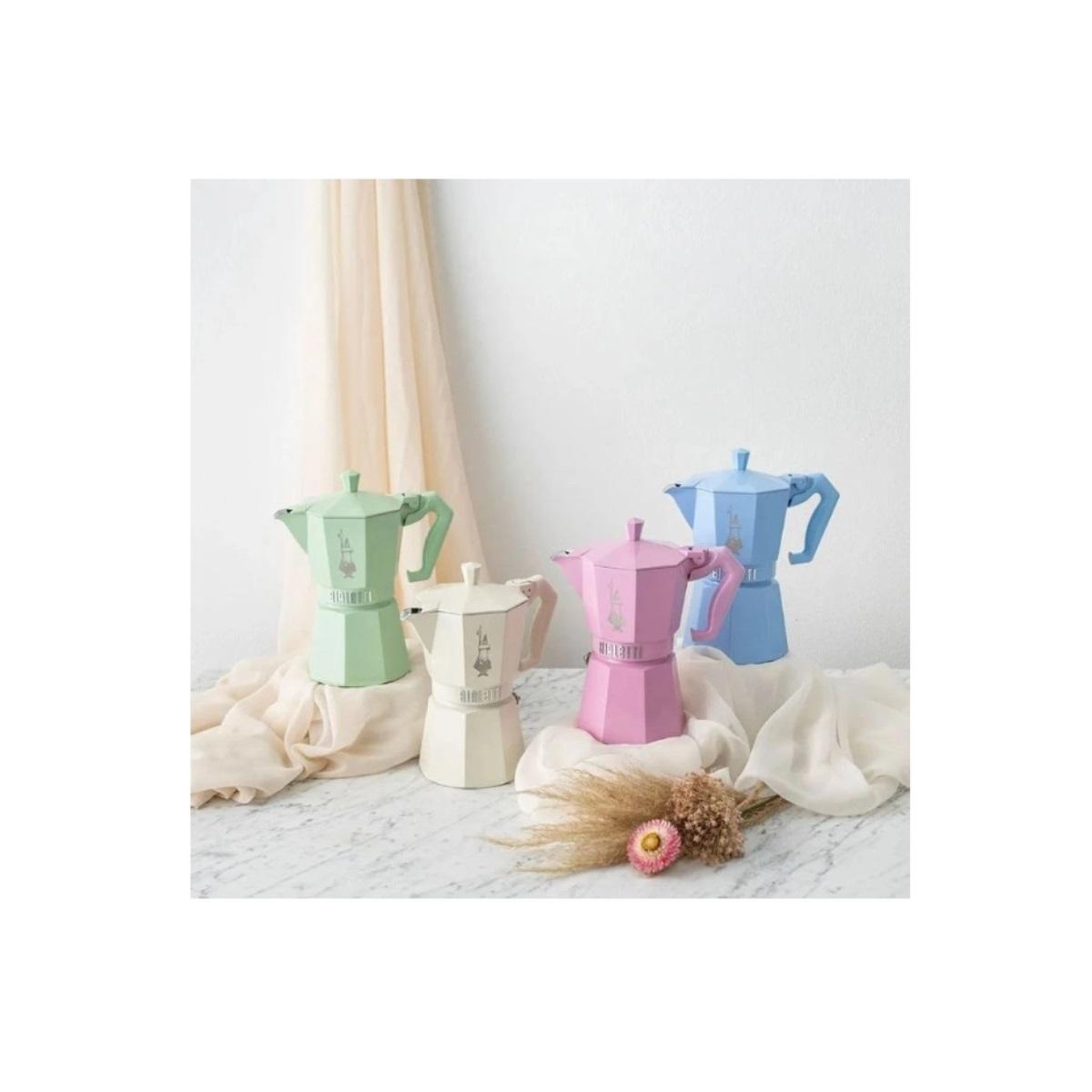 Voir la diapositive 2 : BIALETTI Cafetière italienne 3 tasses bleu clair - 0009061