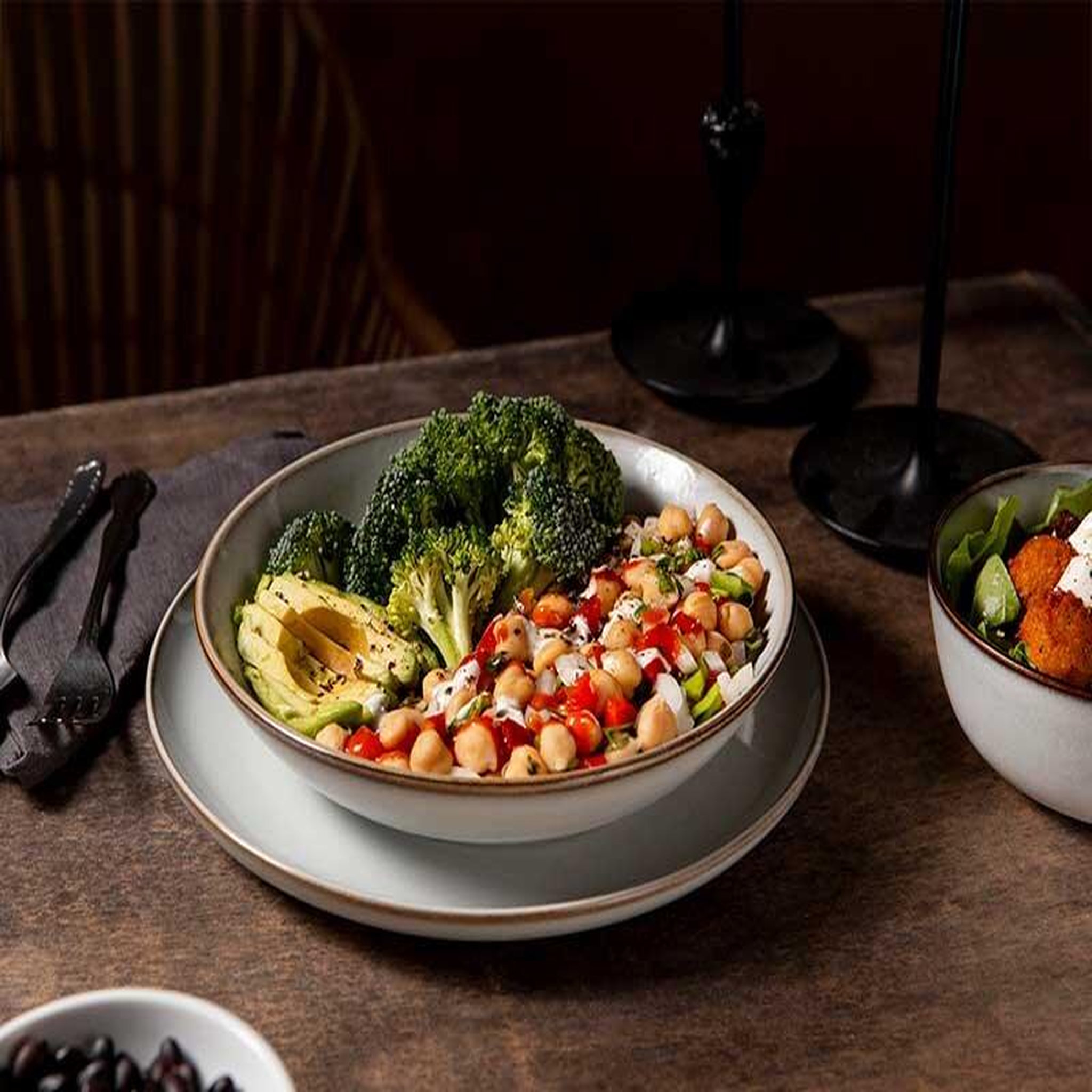 Voir la diapositive 2 : Smartbox Dîner romantique pour nouveaux parents en amoureux - coffret cadeau gastronomie