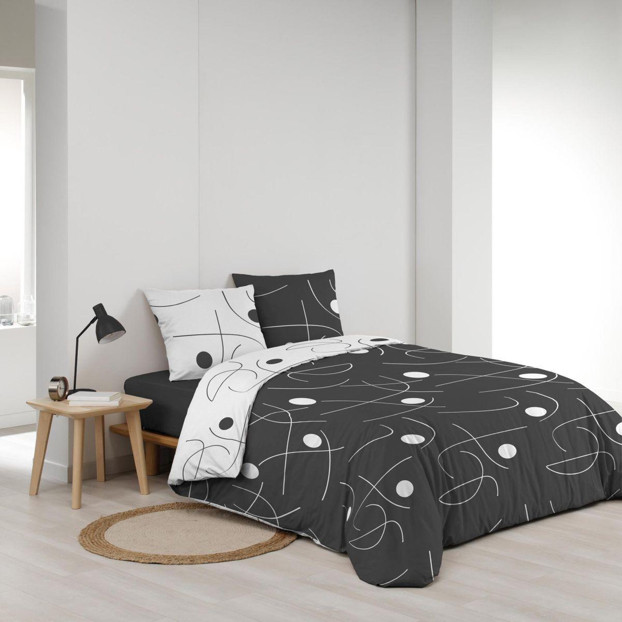 Voir la diapositive 2 : Douceur d'Intérieur Parure de lit 3 pièces réversible  sonate  240x220cm gris