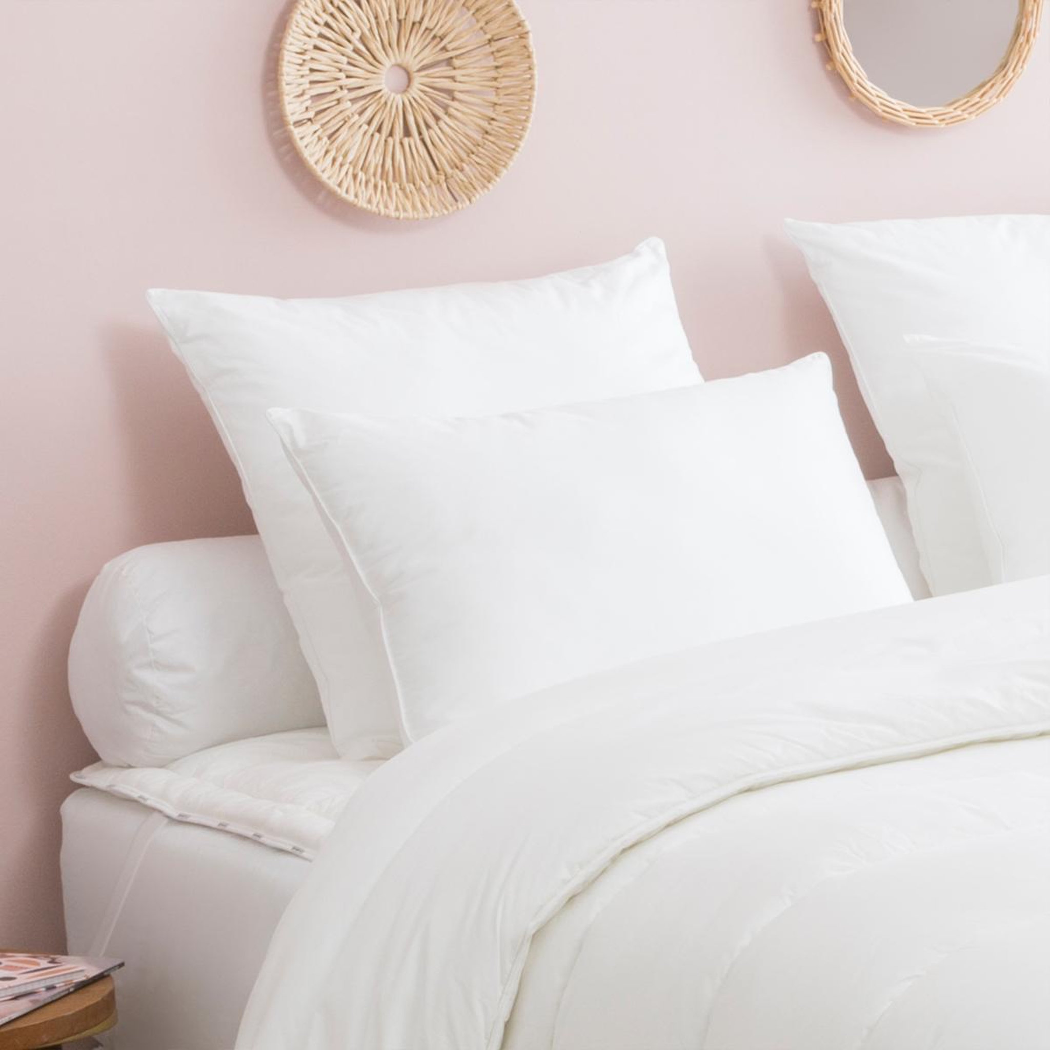 DODO Oreiller FERME Toucher Duvet. Coloris disponibles : Blanc