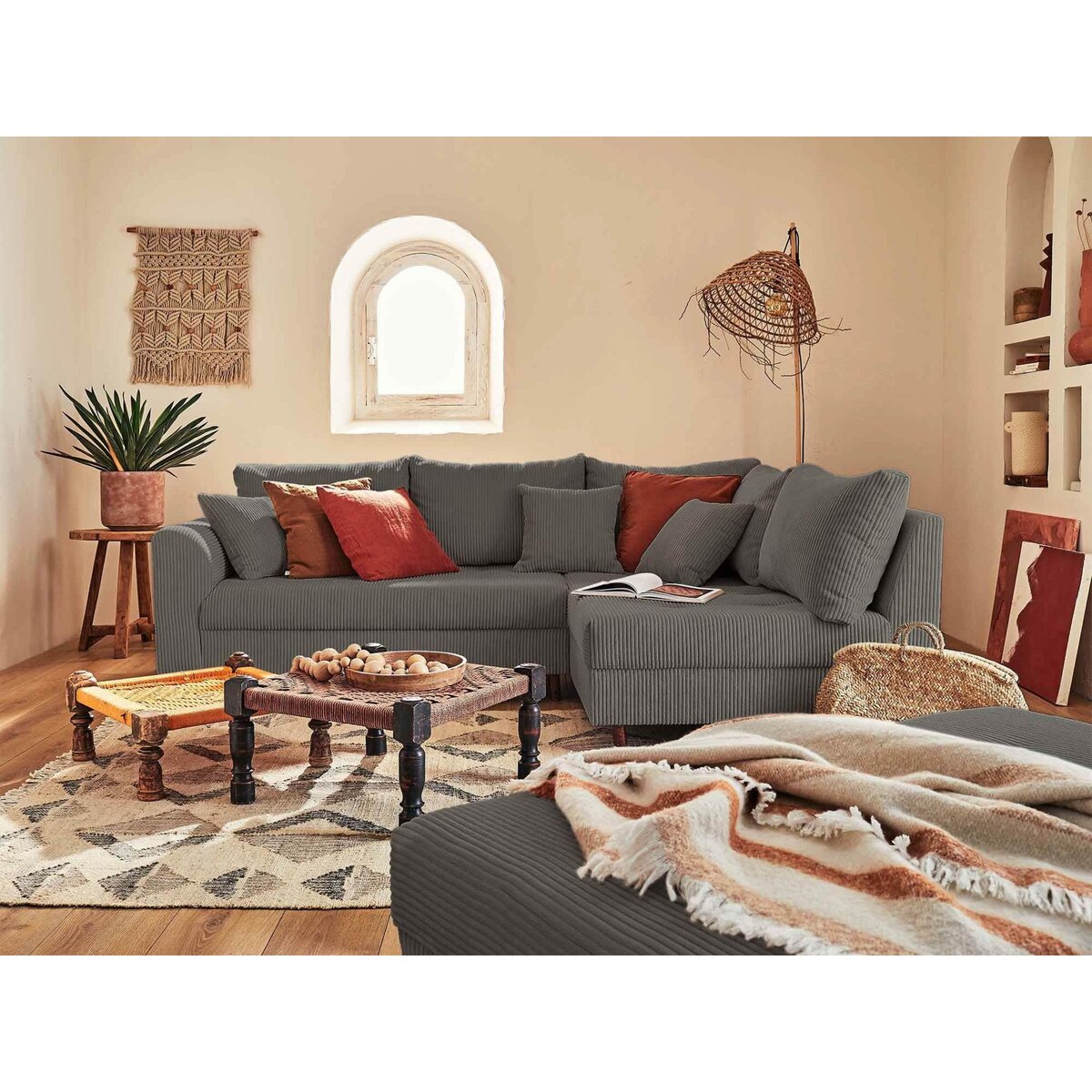 LISA DESIGN Rune - canapé d'angle droit - 4 places - avec pouf d'appoint - en velours côtelé