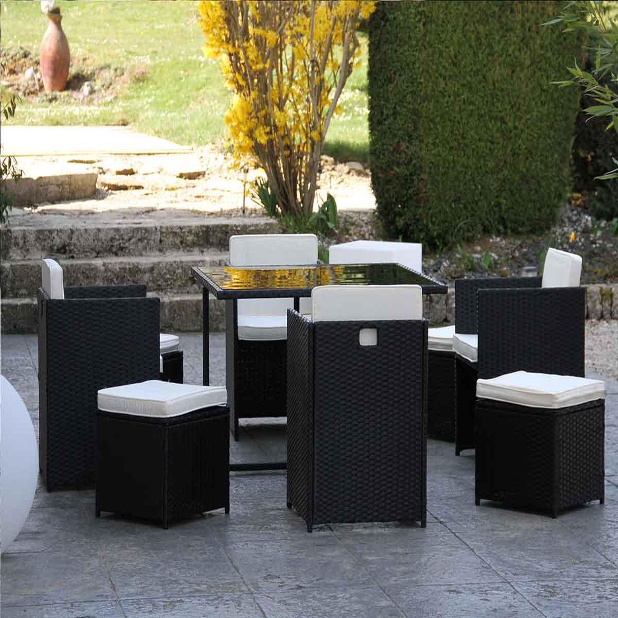 Voir la diapositive 4 : JARDIDECO Salon de jardin en résine tressée artigas ii 4-8 places noir - jardideco