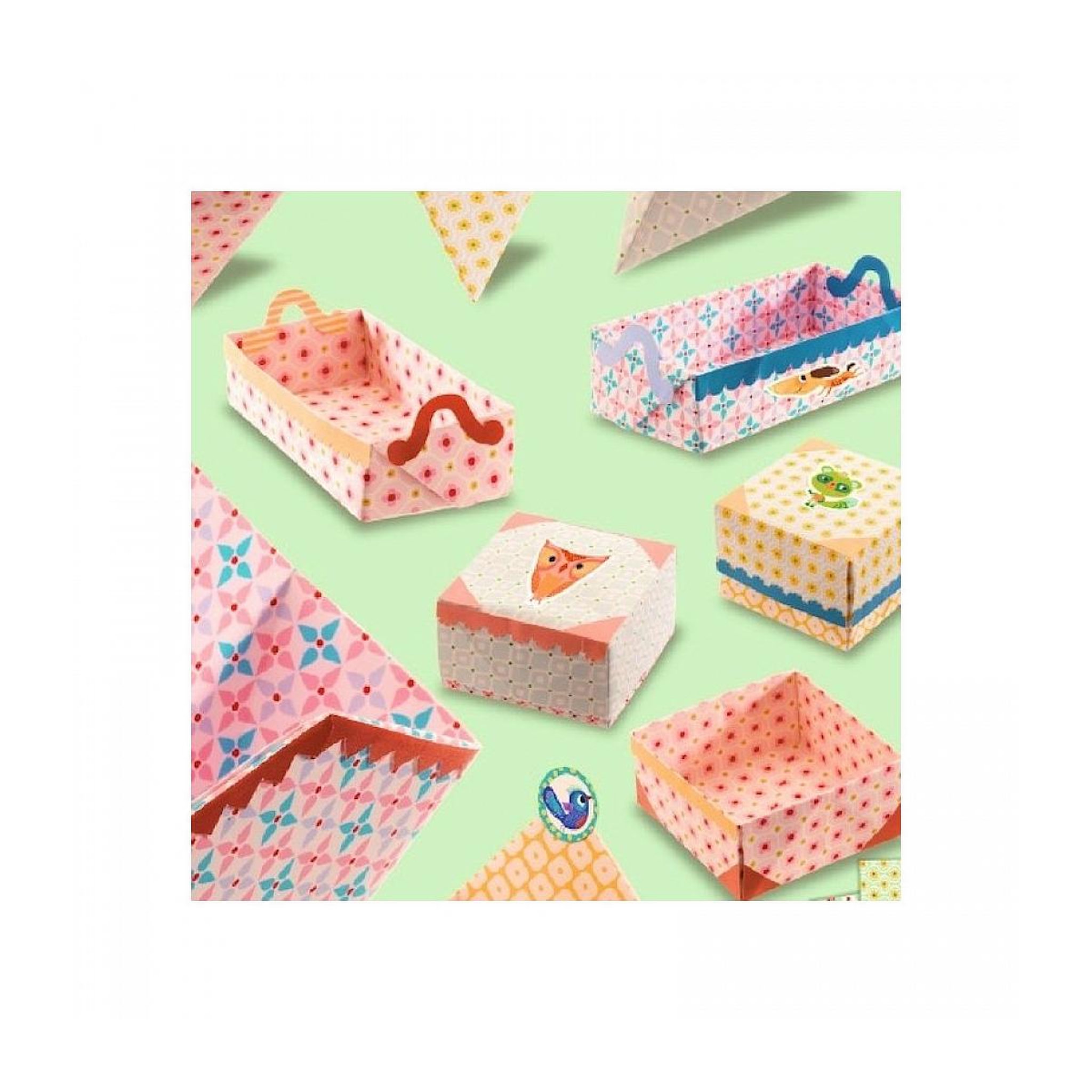 Voir la diapositive 2 : Djeco Origamis petites boites - TROIS FORMES