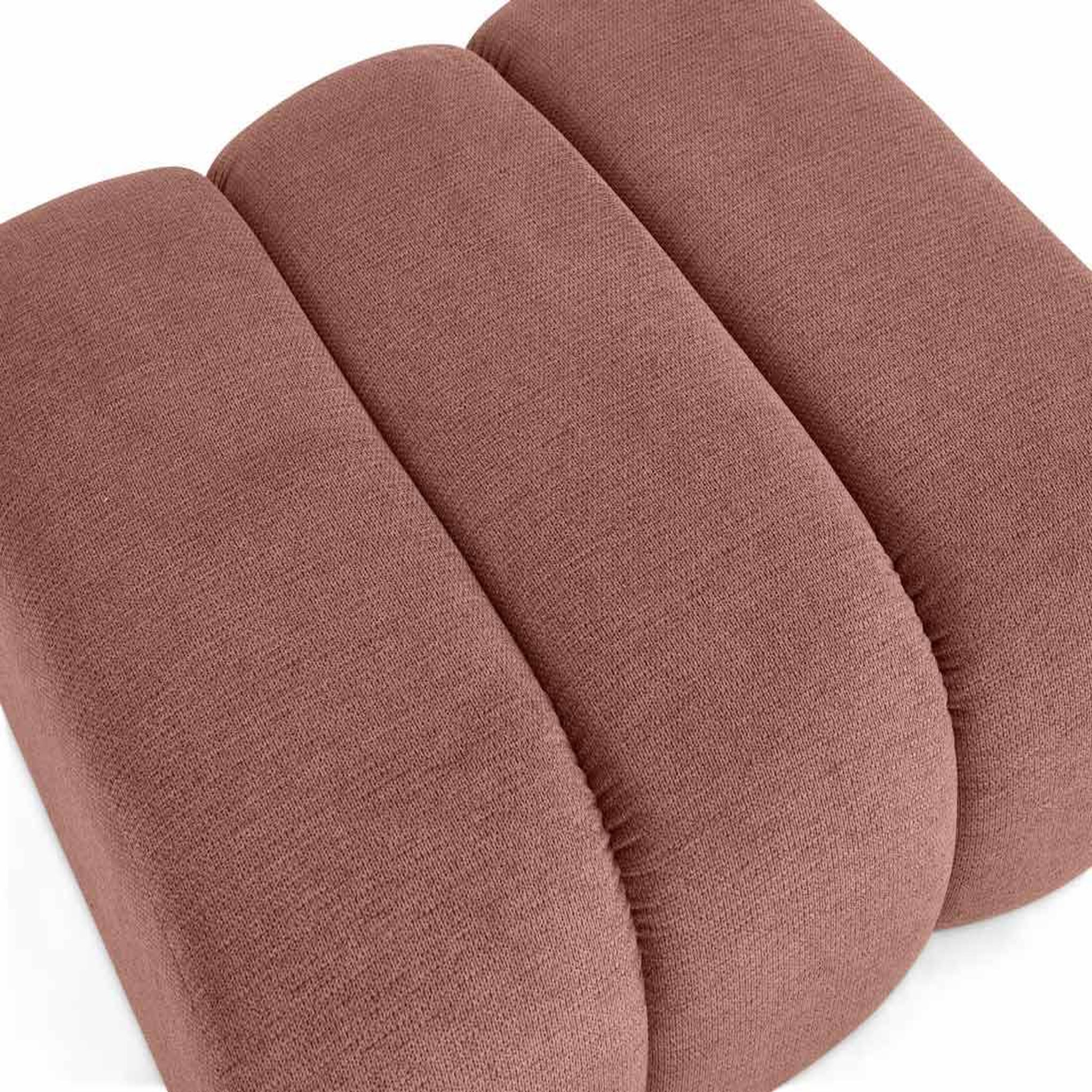 Voir la diapositive 5 : LISA DESIGN Debbie - pouf en tissu texturé