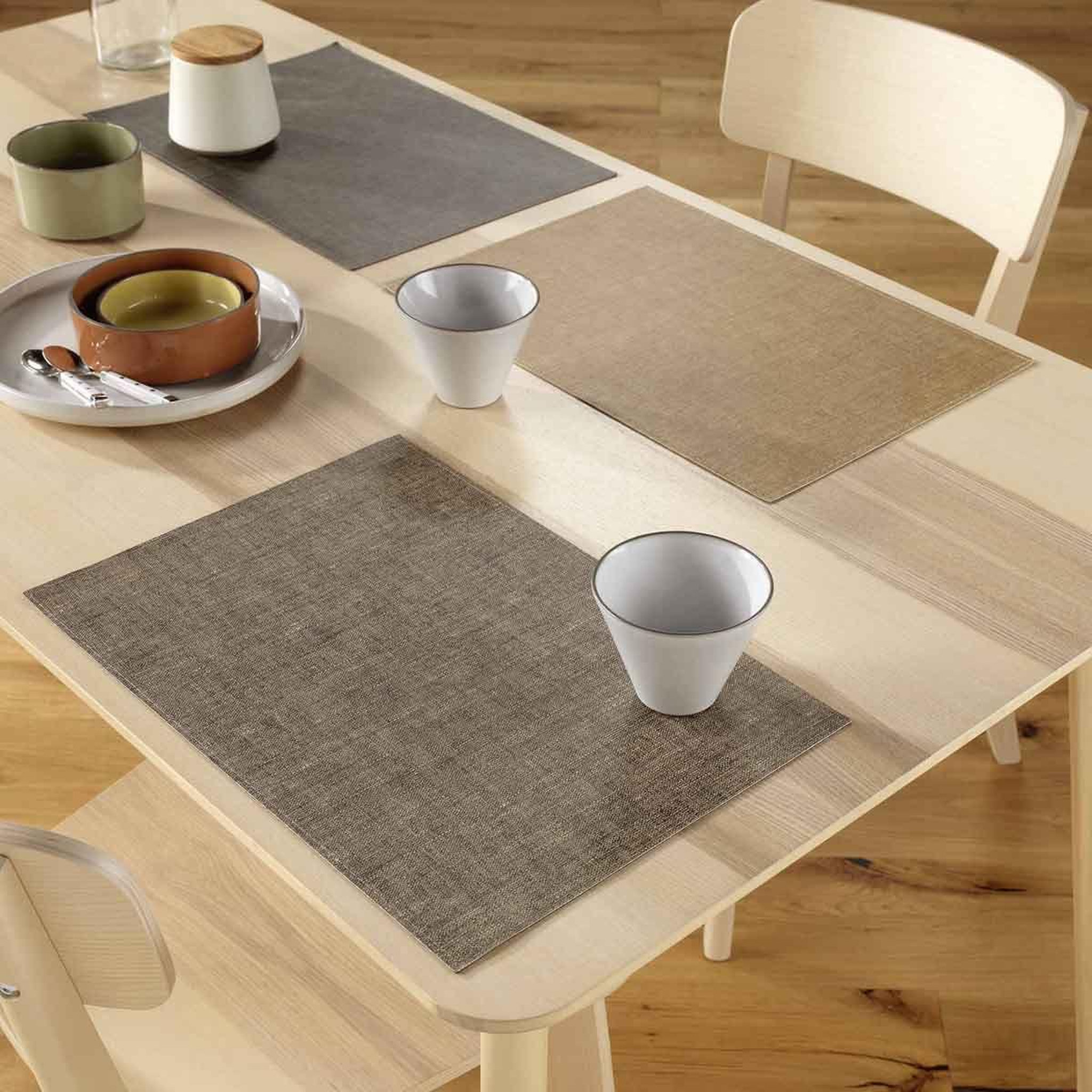 Voir la diapositive 2 : Douceur d'Intérieur Set de table uni déco  verona  30x43cm gris