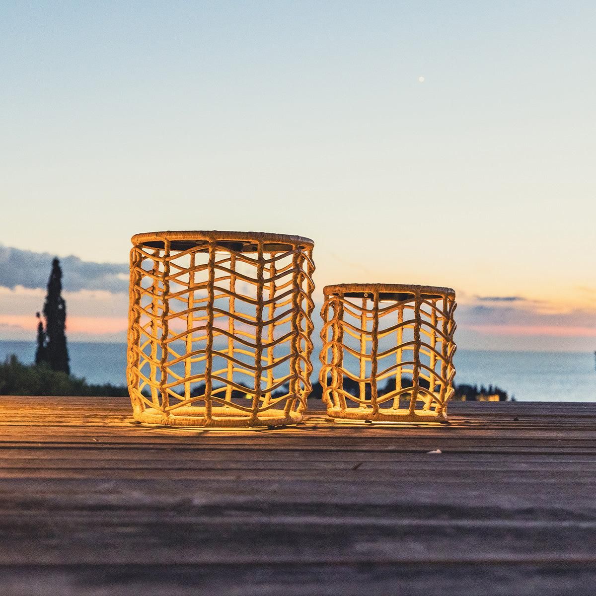 Lumisky Lot de 2 tables basses solaire NERITA Bois Poly rotin 35 cm et 45 cm