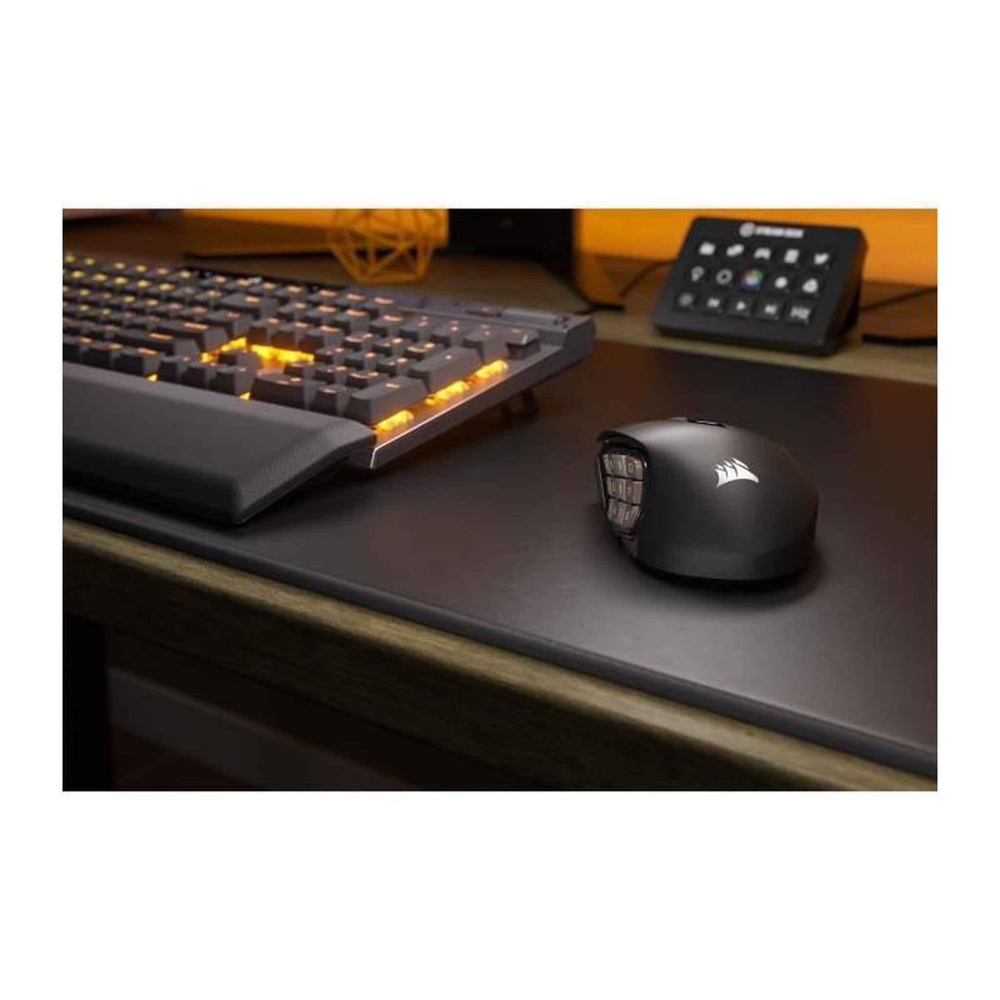 Voir la diapositive 6 : Corsair Souris Gaming - Sans fil - CORSAIR - SCIMITAR ELITE RGB Wireless - 16 boutons programmables - Autonomie 150h - Noir (CH-9314311-