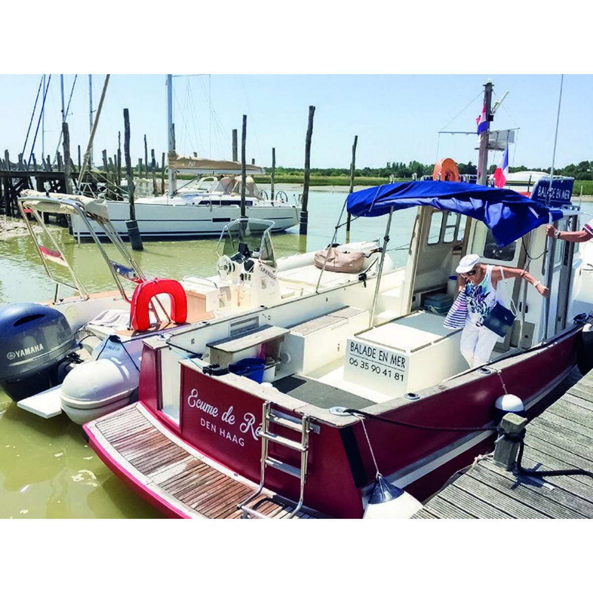 Smartbox Balade en mer au départ de l'île de Ré pour 3 personnes - Coffret Cadeau Multi-thèmes