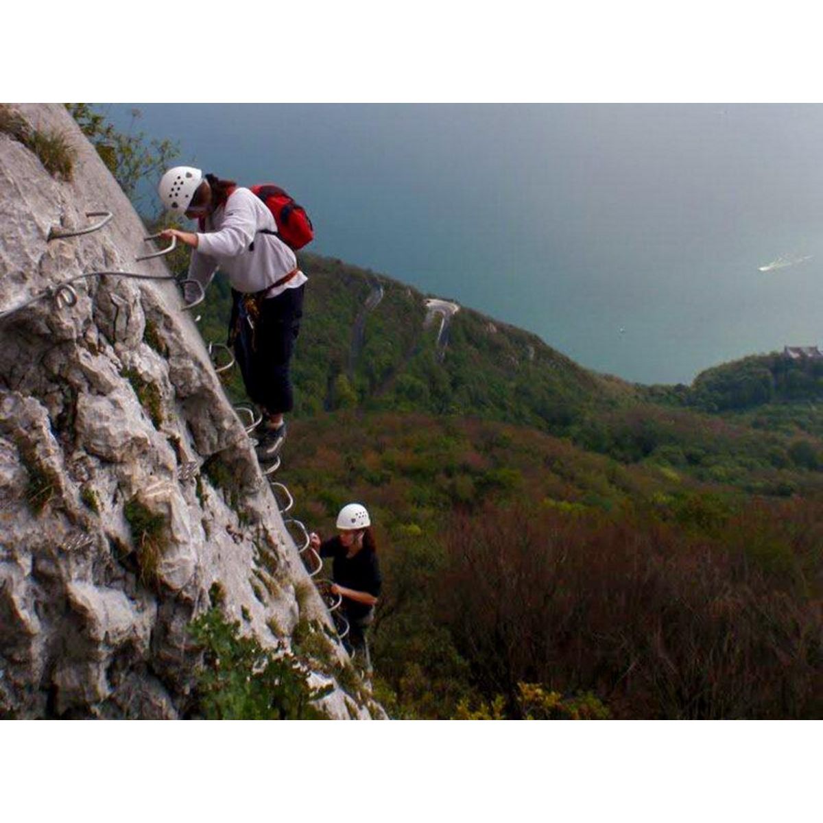 Smartbox 3h de parcours sur la via ferrata avec photos face au lac du Bourget - Coffret Cadeau Sport & Aventure