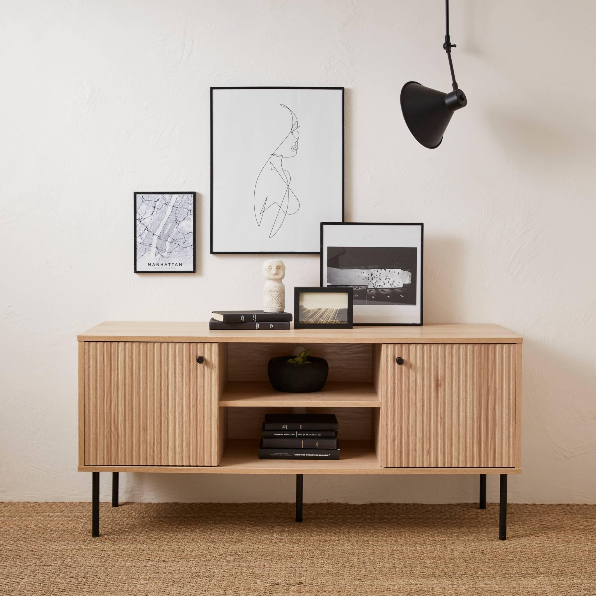 Voir la diapositive 3 : SWEEEK Meuble TV. Braga. deux portes. deux niches. une étagère.  L 120 x l 39 x H 56.2cm