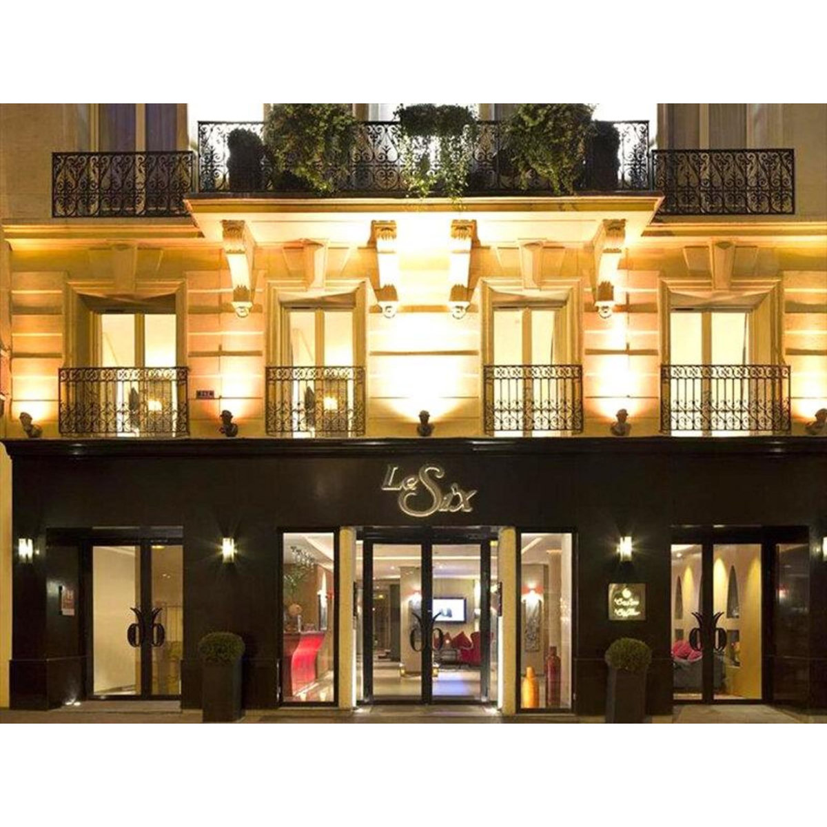 Smartbox Escale hors du temps avec champagne dans un luxueux hôtel 4* à Paris - Coffret Cadeau Séjour