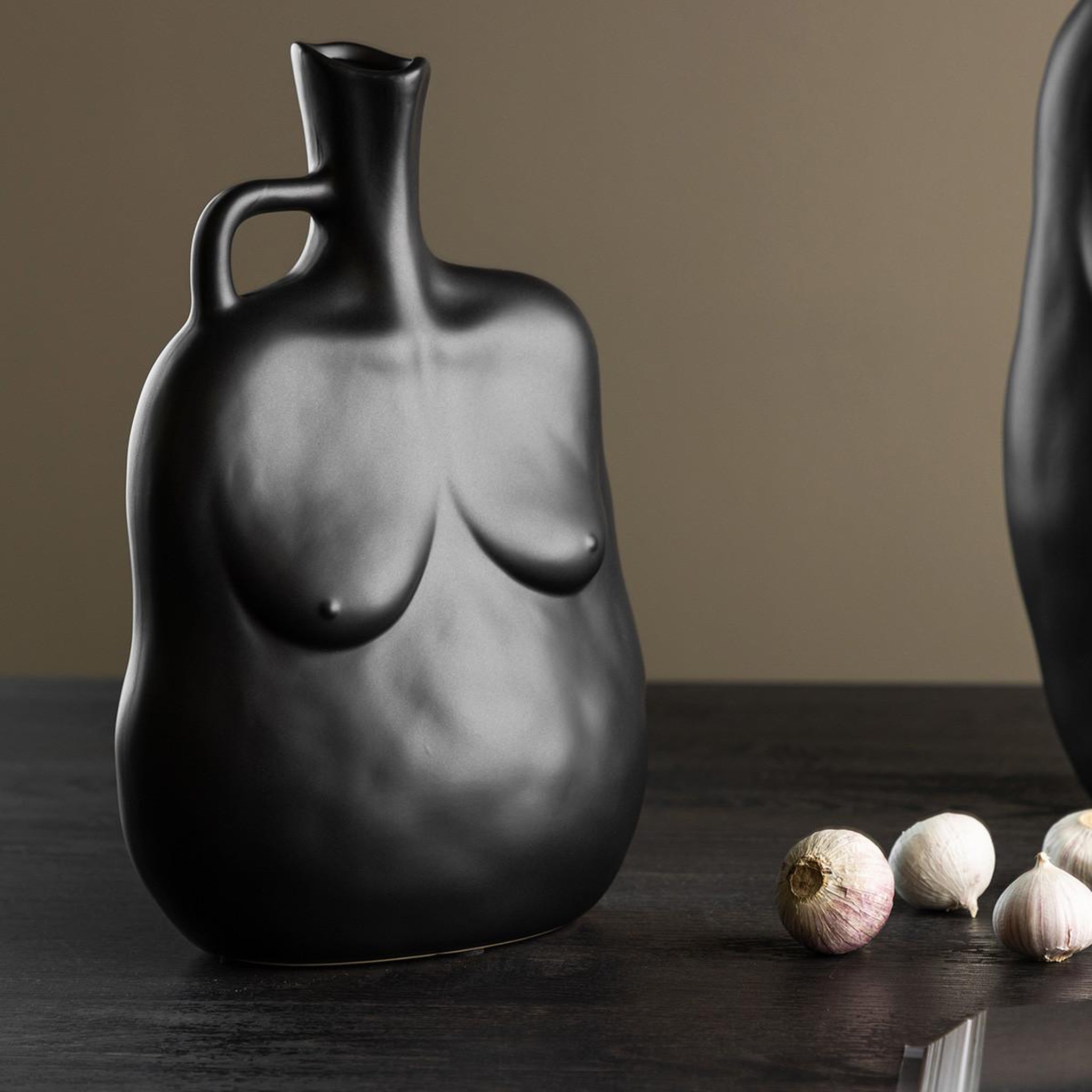 Voir la diapositive 6 : Paris Prix Vase buste en céramique  conta  25cm noir