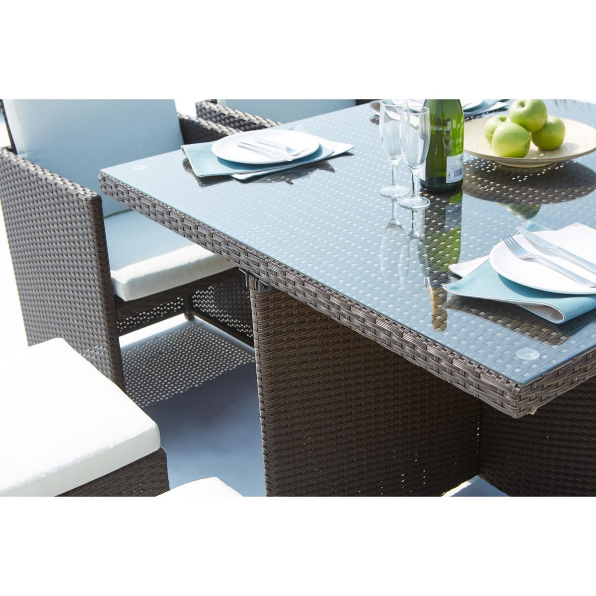 CONCEPT USINE Table et chaises 8 places encastrables résine marron-blanc MONACO