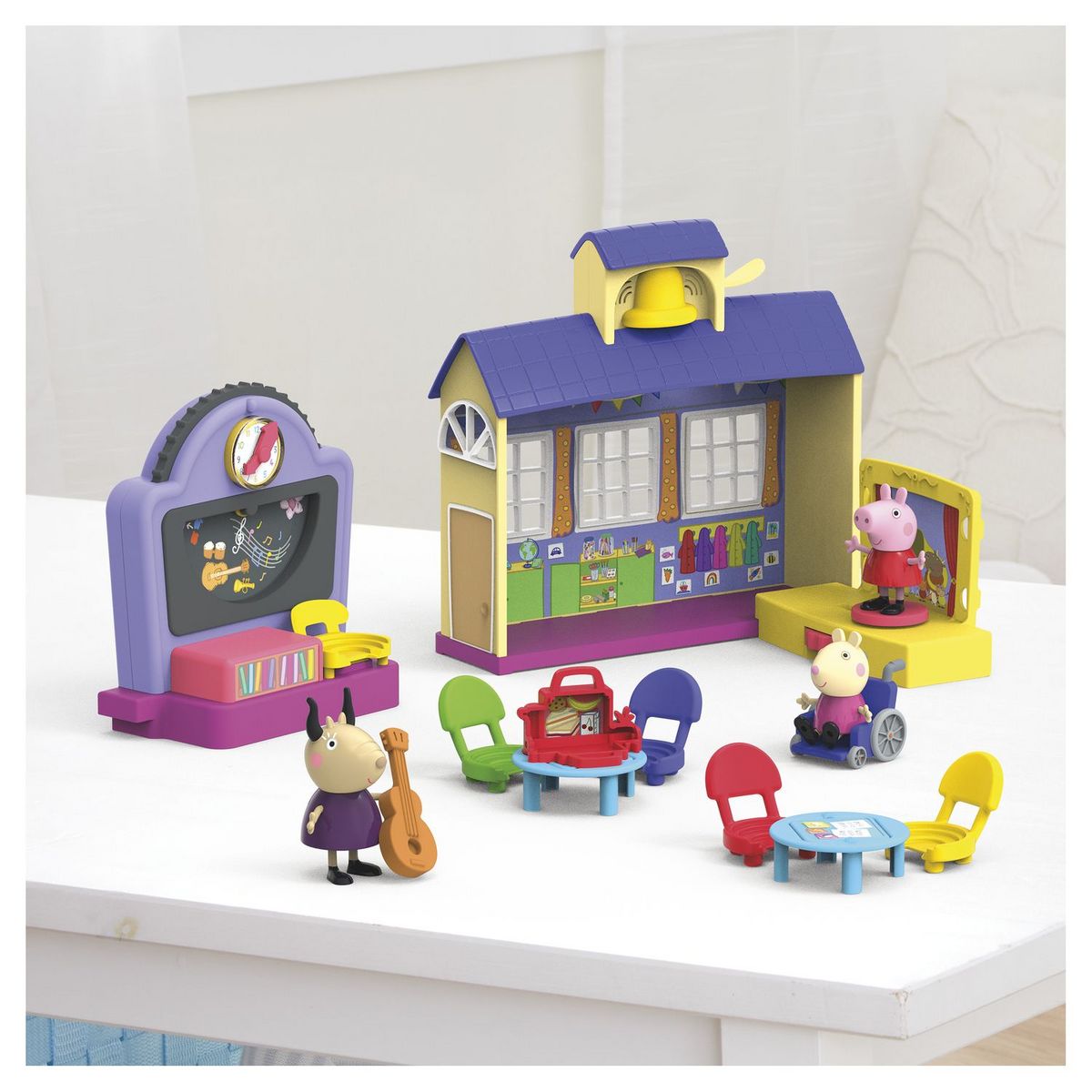 HASBRO Coffret La salle de classe Peppa Pig avec sons
