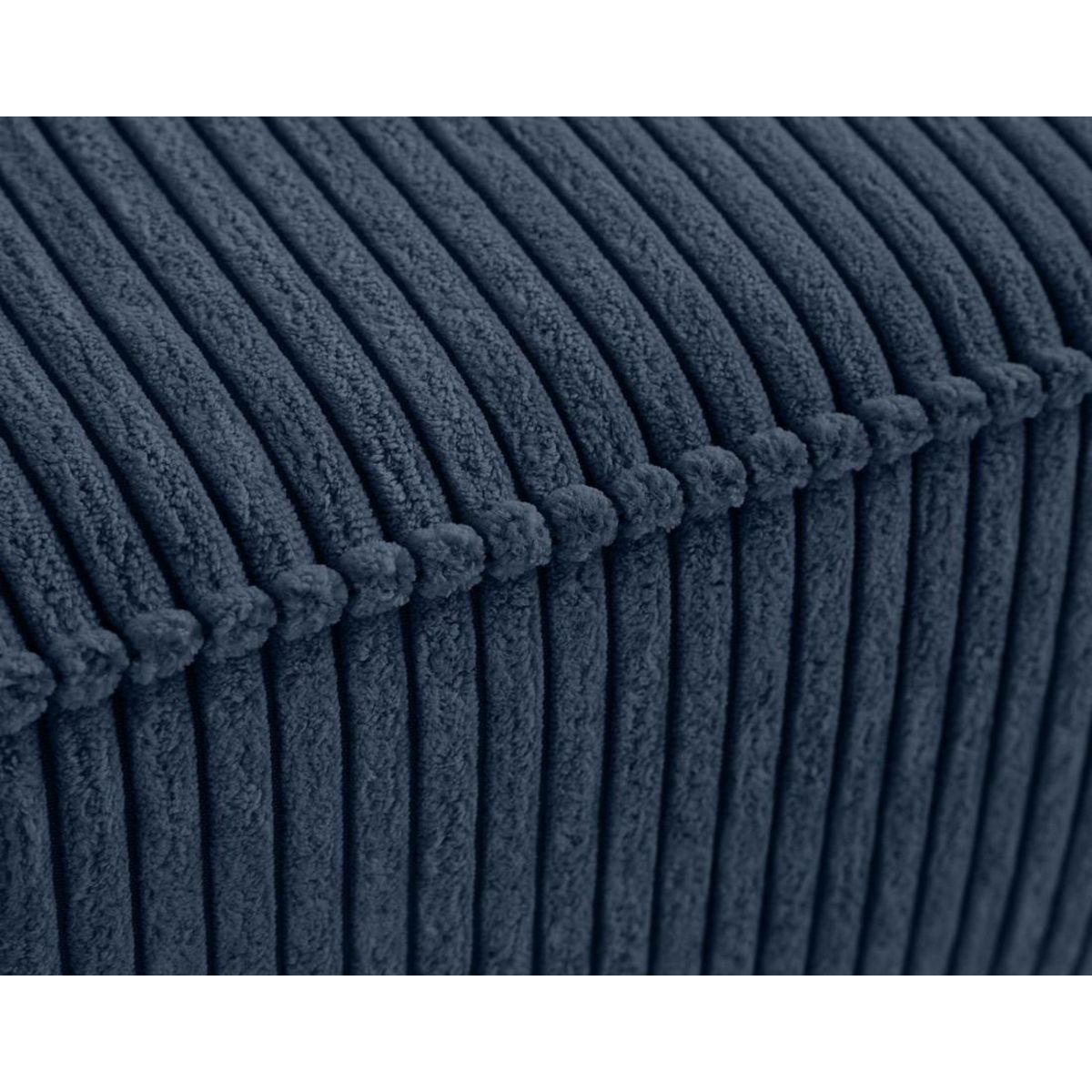 LISA DESIGN Charlie - pouf - pieds hauts - en velours côtelé