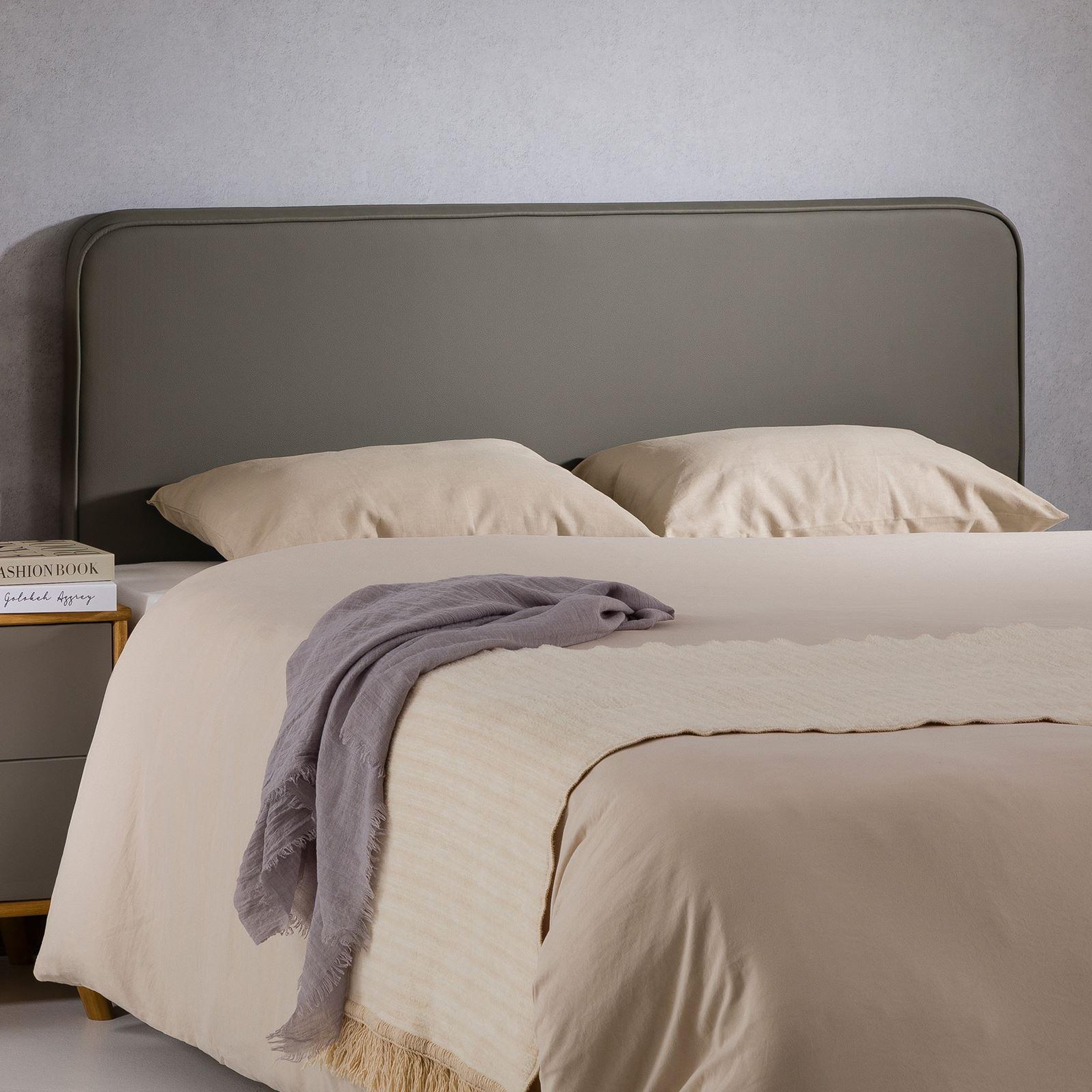 Voir la diapositive 4 : IDIMEX Tête de lit NAOFE 120 avec fixation murale