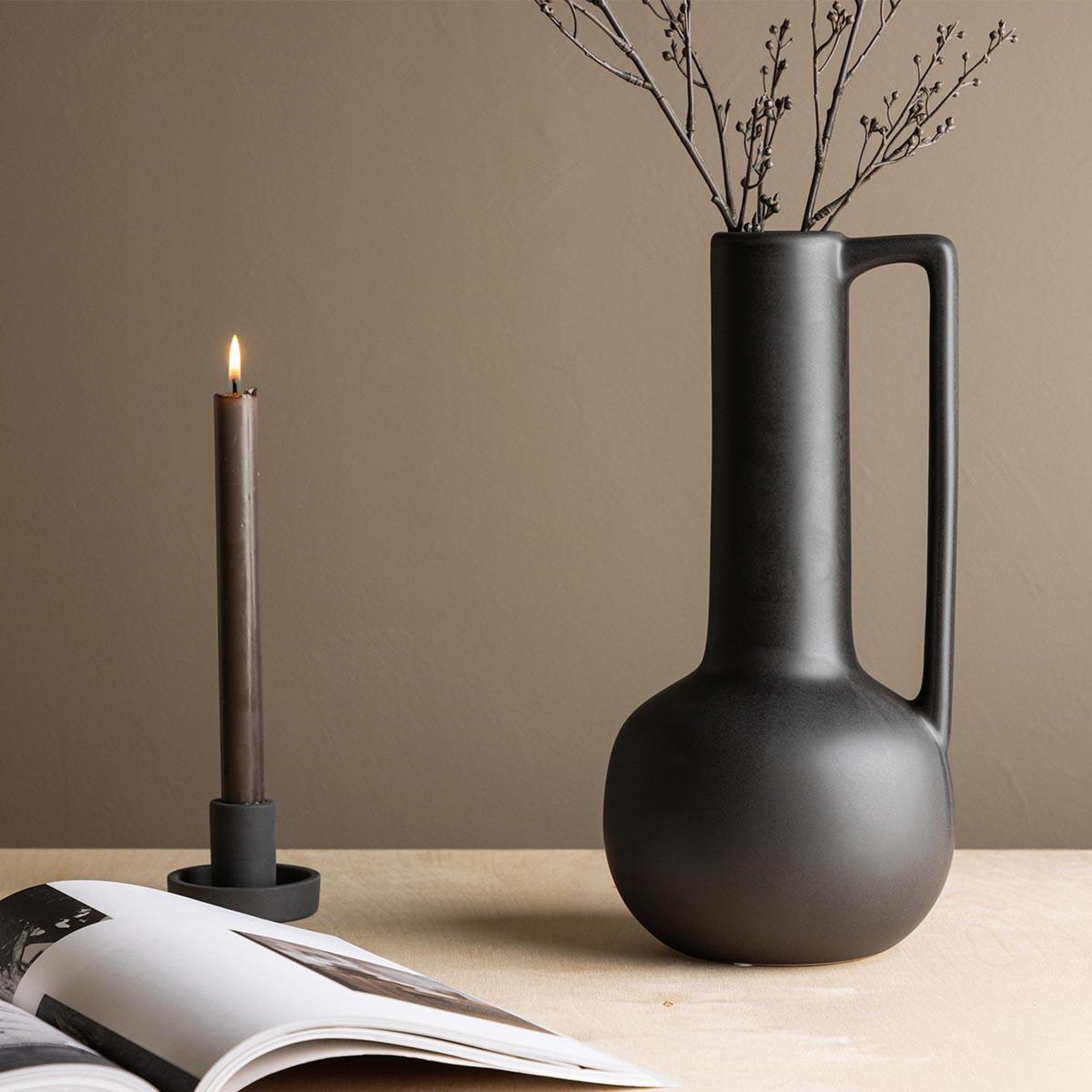 Voir la diapositive 5 : Paris Prix Vase design en céramique  allis  36cm noir